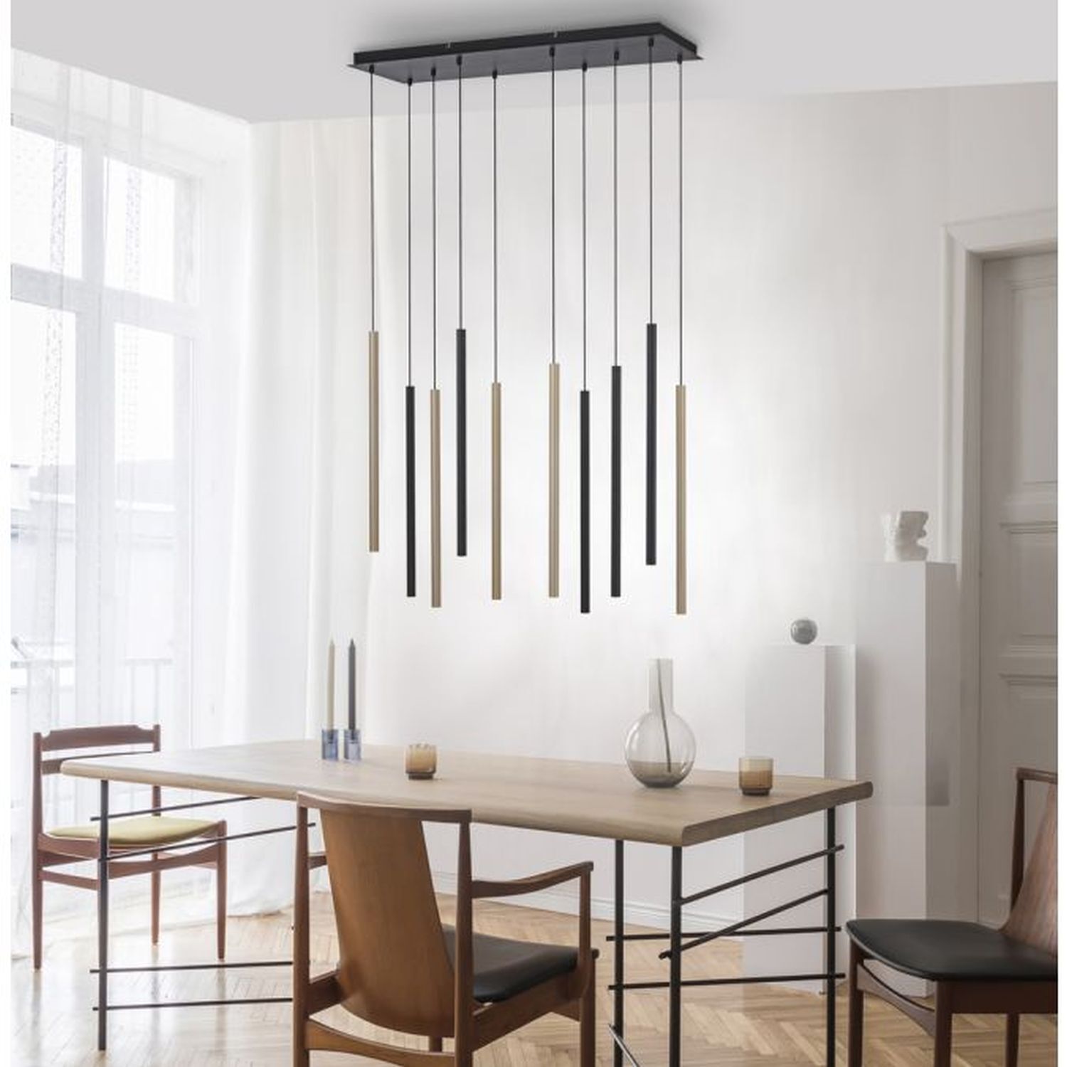 LED Pendelleuchte Schwarz Messing Metall dimmbar Innenarchitektur, Esstisch, Mobiliar, Tabelle, Esszimmer