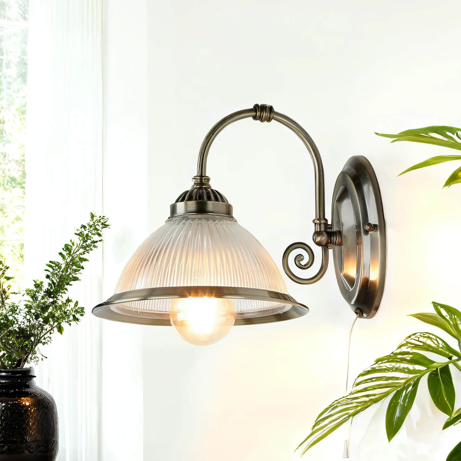 Jugendstil Wandlampe mit Glasschirm Antik Leuchte, Lampe