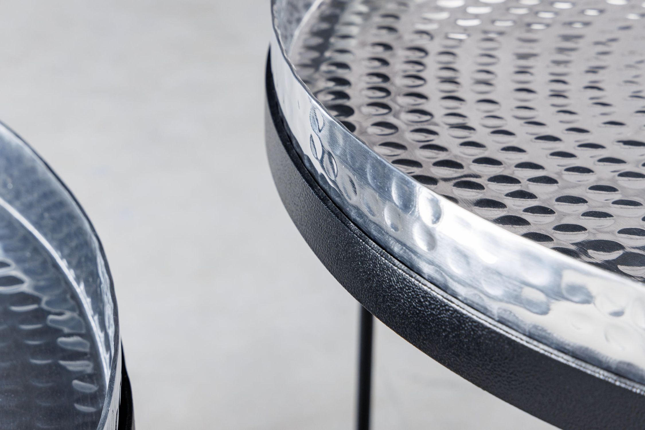 Couchtisch 2er Set mit Tablett in Silber Schwarz Handarbeit Moebel, Tabelle, Tischplatte, Aluminium