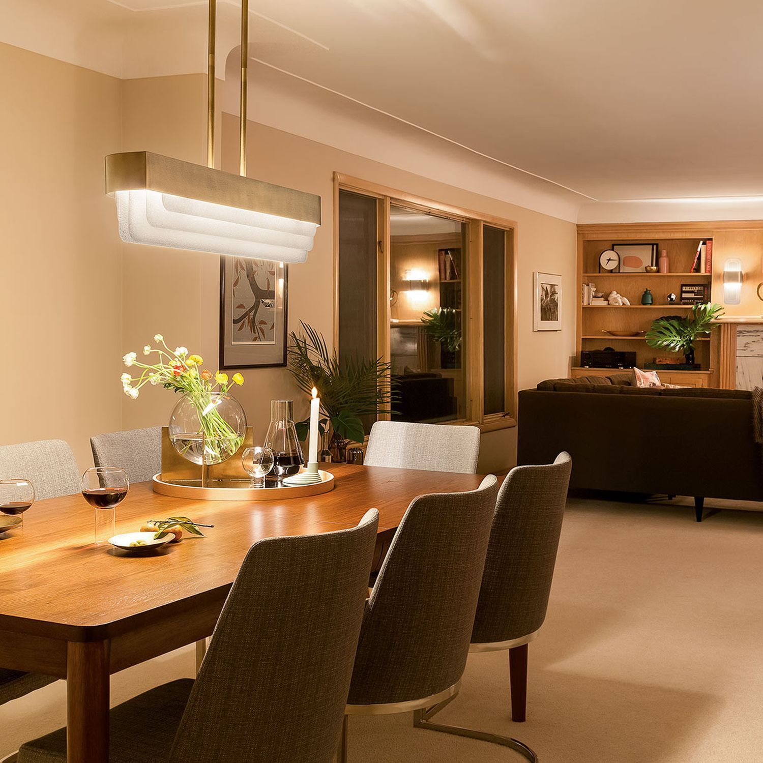 Suspension LED métal verre L : 92,5 cm en laiton Speisesaal, Esstisch, Drinnen, Tabelle, Innenarchitektur