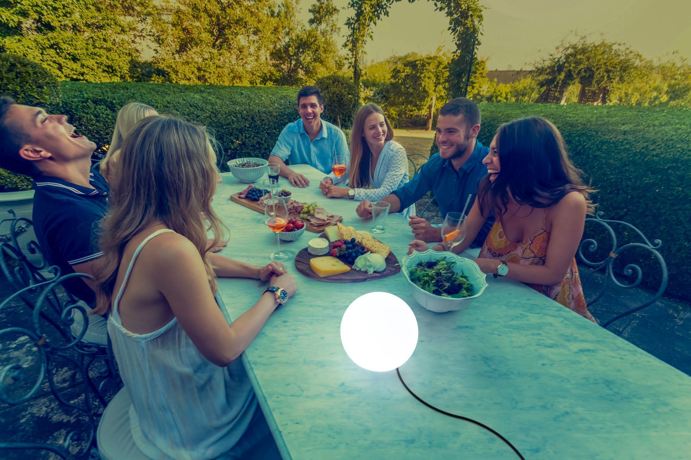Boule lumineuse câble fiche Ø 20 cm IP65 avec LED E27 2700 K Mittagessen, Esstisch, Tisch, Esszimmer, Gras
