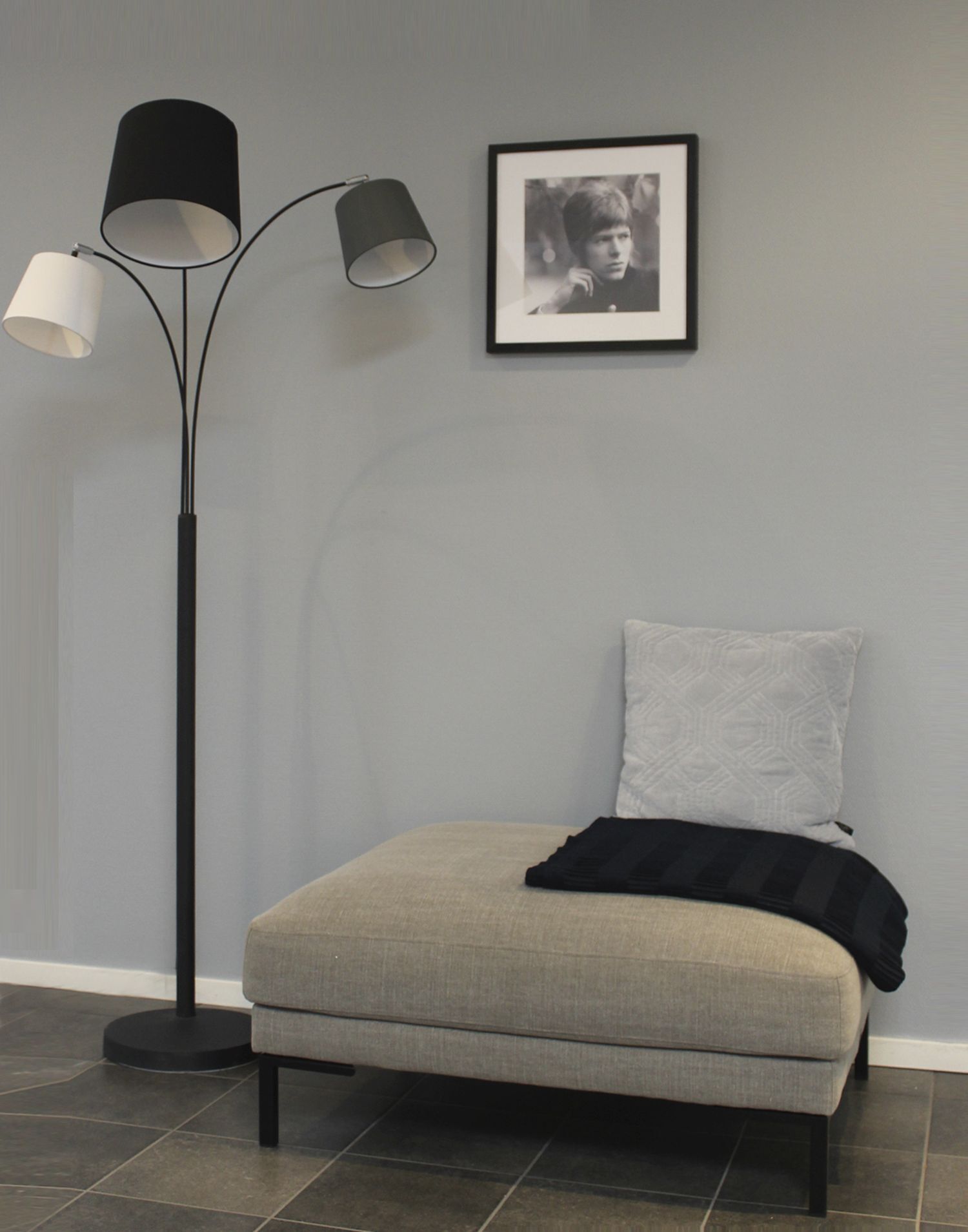 sofa, armchair, Lounge, Fußbodenlampe, Wandrahmen