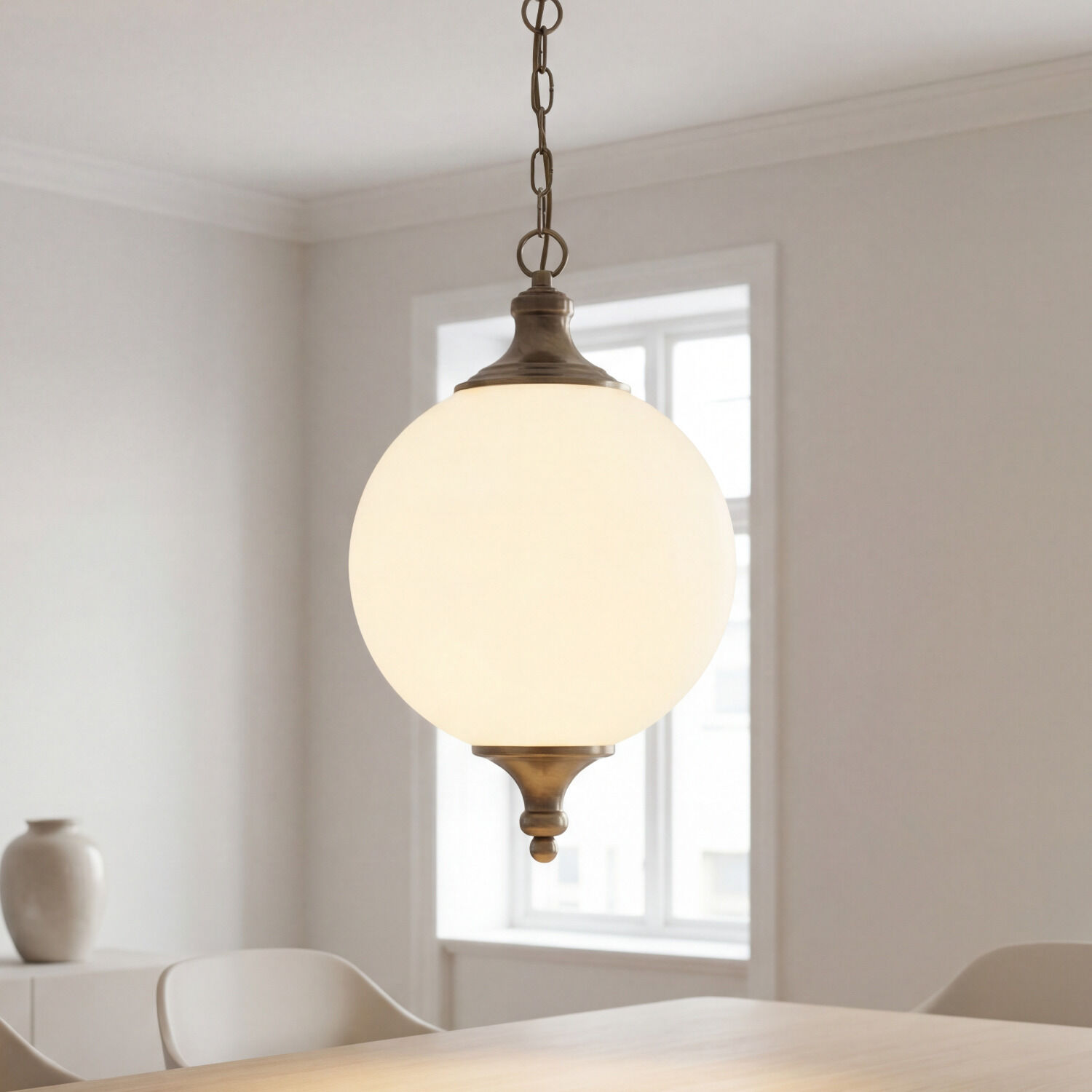 pendant light, globe lamp, hängende lampe, Messing Metall, weißes Glas