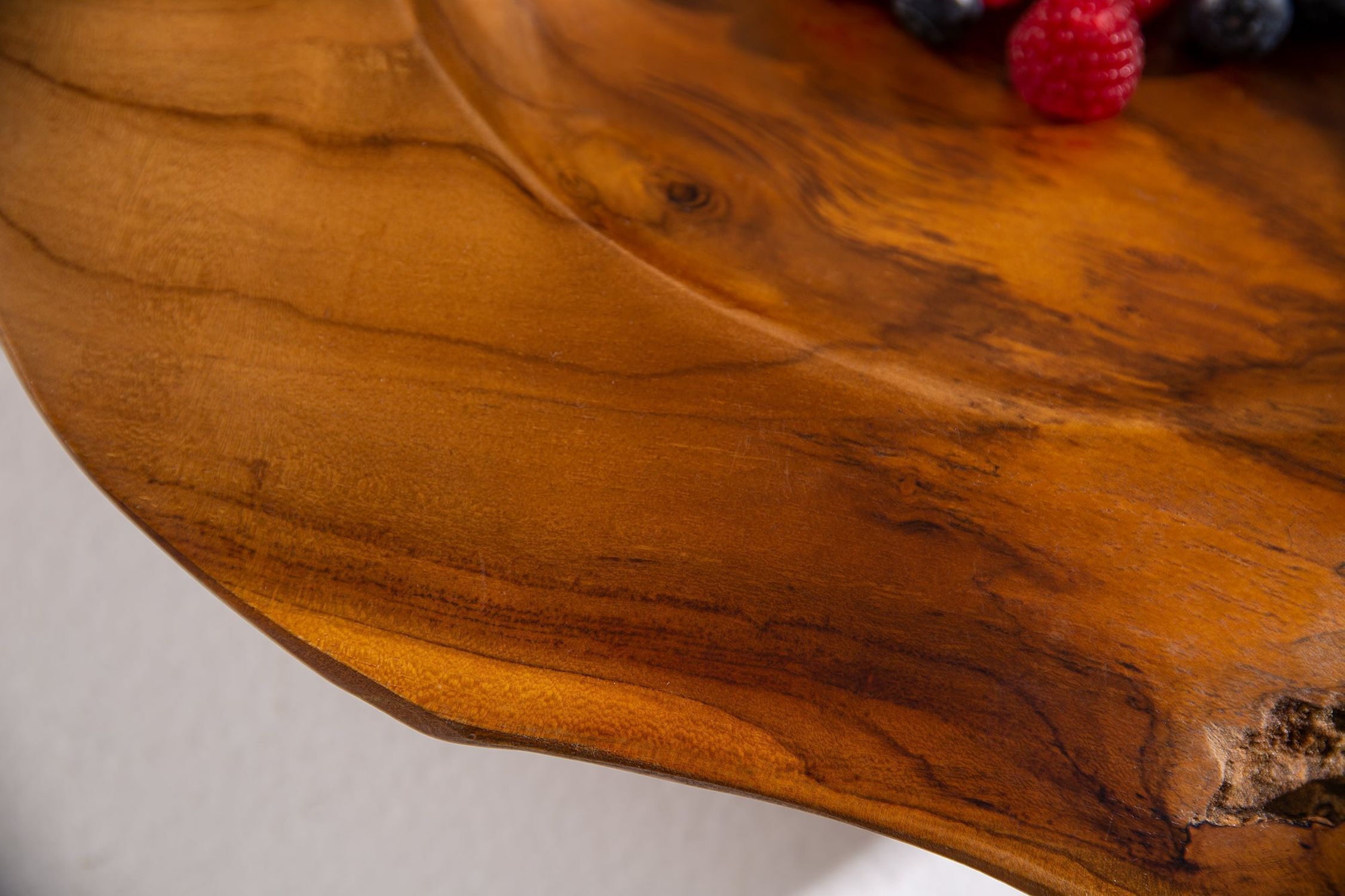 Coupe décorative en teck faite à la main L : 40 cm Pièce unique Holz, Hartholz, Beere, Gebeiztes Holz, Himbeere