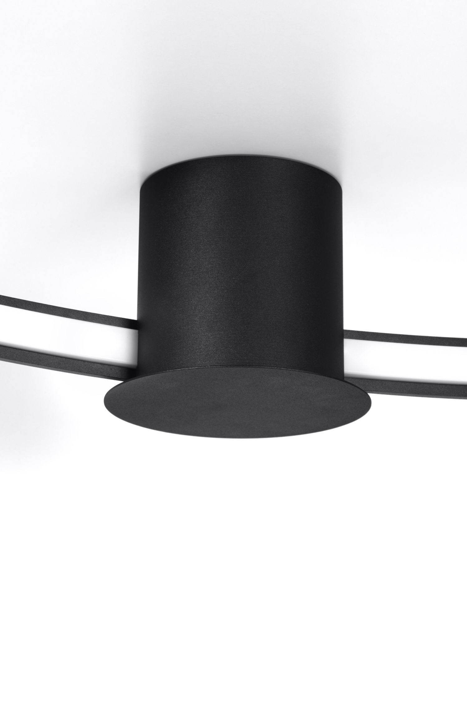 Schwarze Deckenleuchte LED Ø 78 cm Ring 3000 K Metall