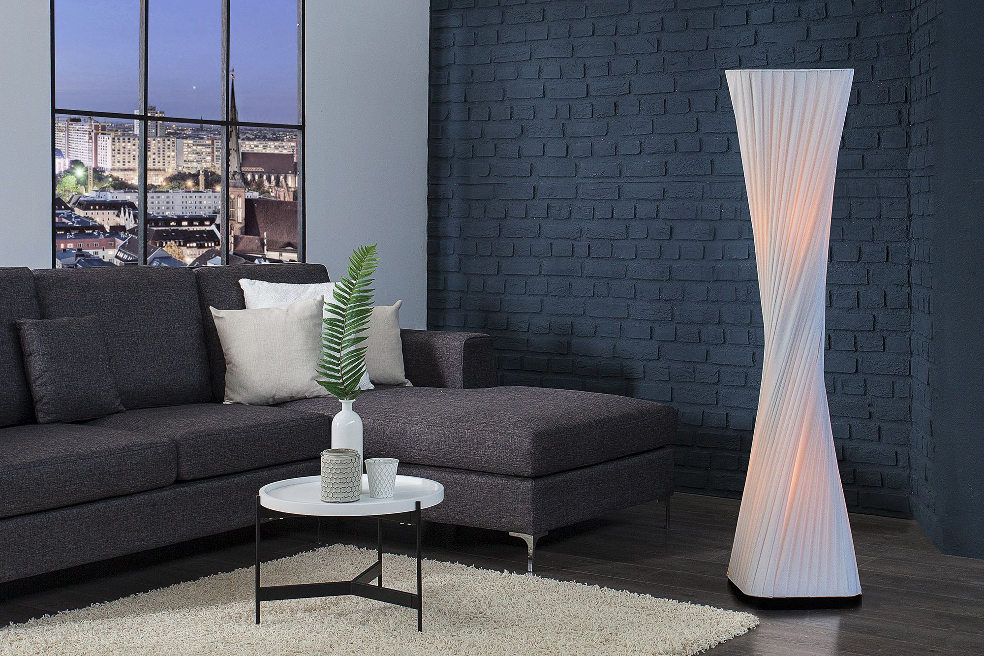 Extravagante Standleuchte Retro 120cm weiß Lampe, Mobiliar, Stehlampe