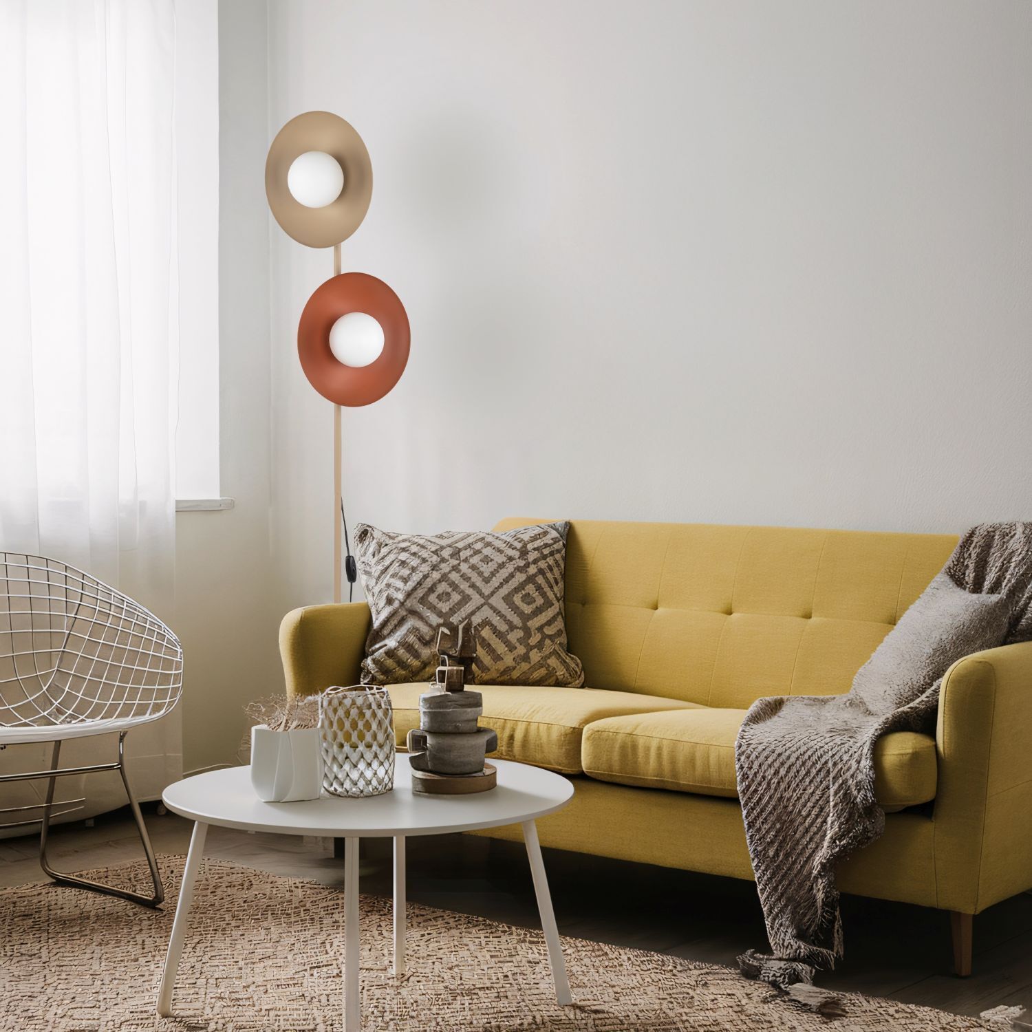 wohnzimmer, sofa, gelb, bodenlampe, tischset