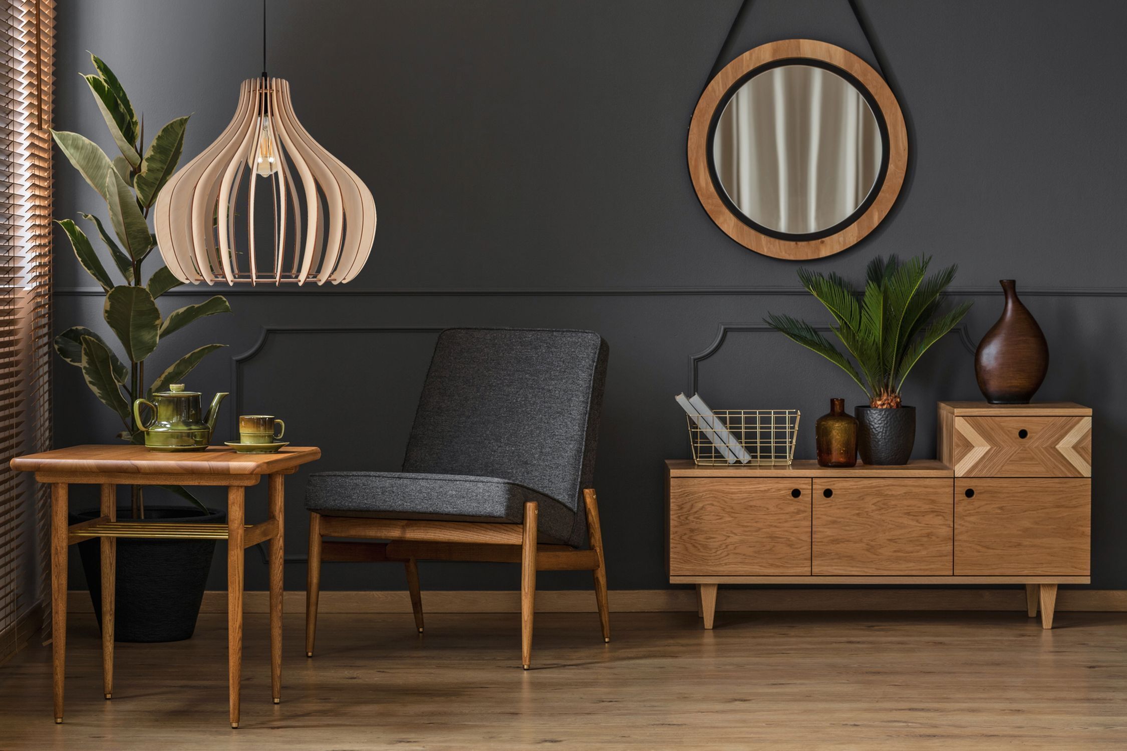 Hängelampe Holz Metall Schwarz E27 Ø40 cm rund wohnlich Innenarchitektur, Pflanze, Stuhl, Holz, Tasse