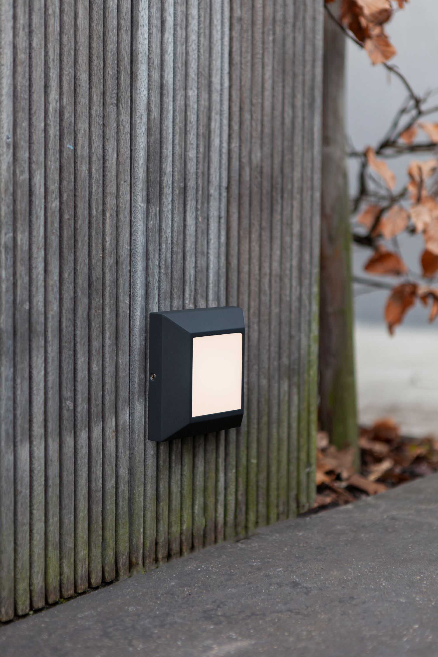 Drinnen, Innenarchitektur, Elektrisches Gerät, Schalter