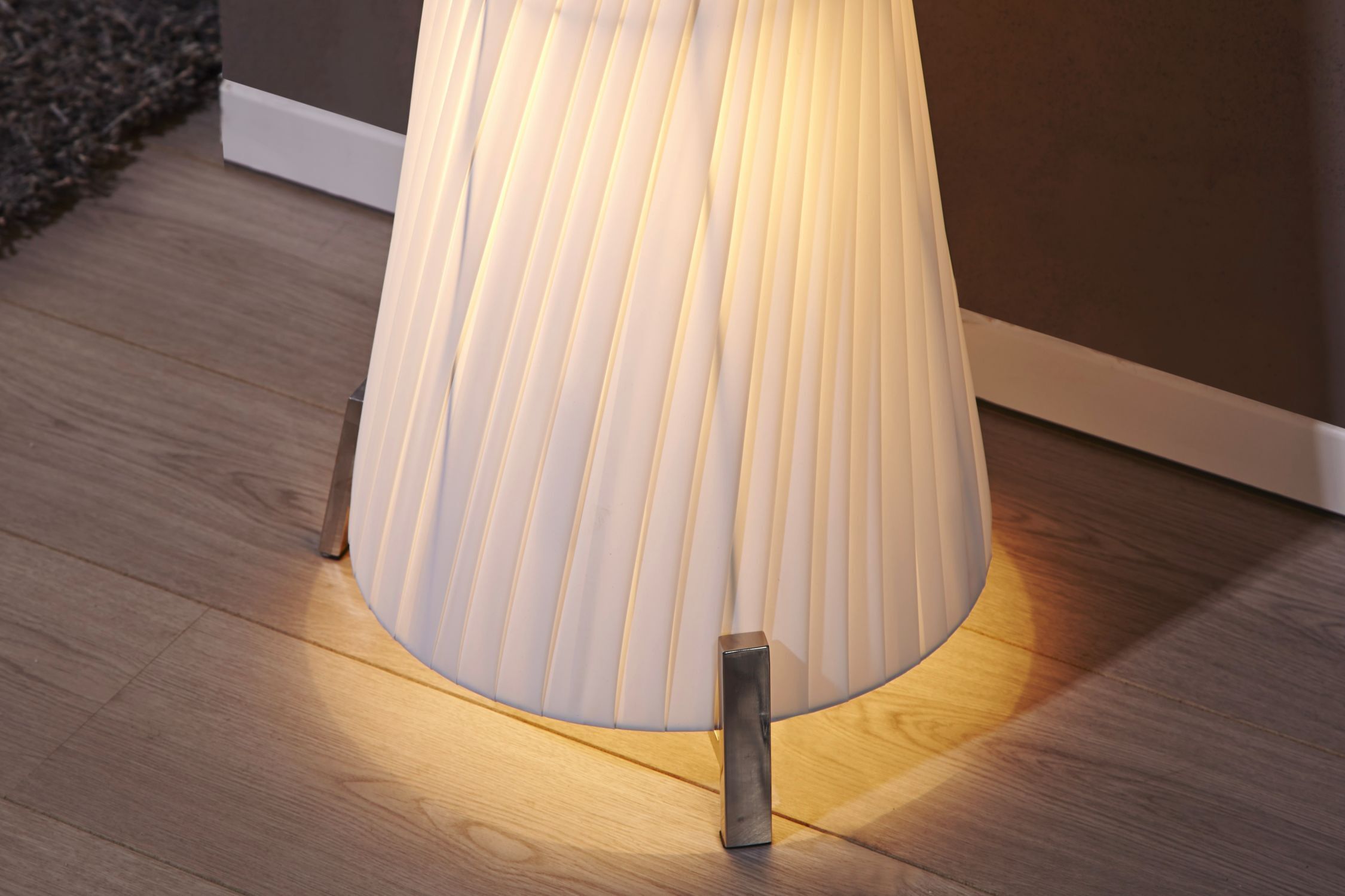 Lampe, Lampenschirm