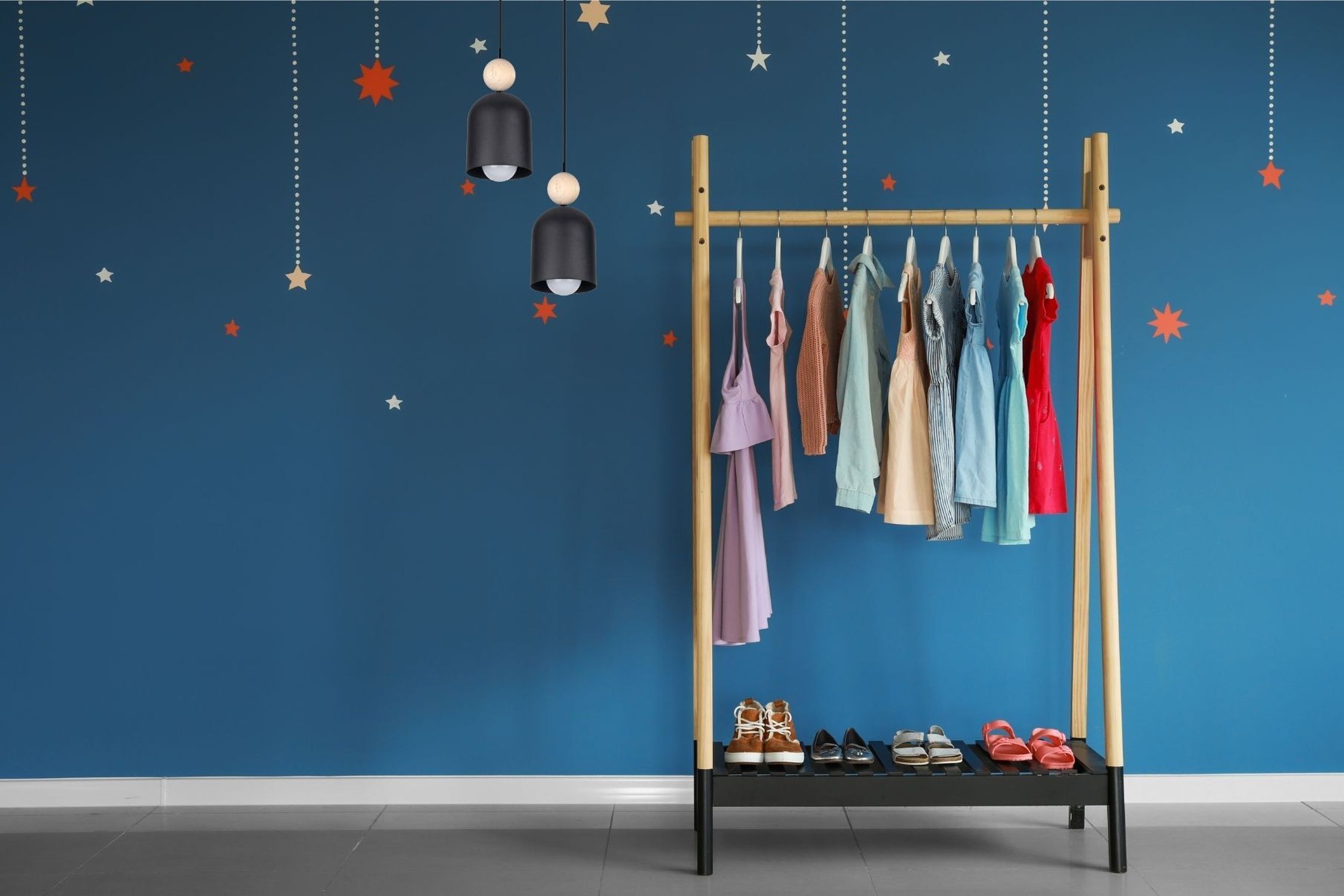 Runde Hängelampe Schwarz Metall Holz 2-flmg E27 Ø21 cm Moebel, Drinnen