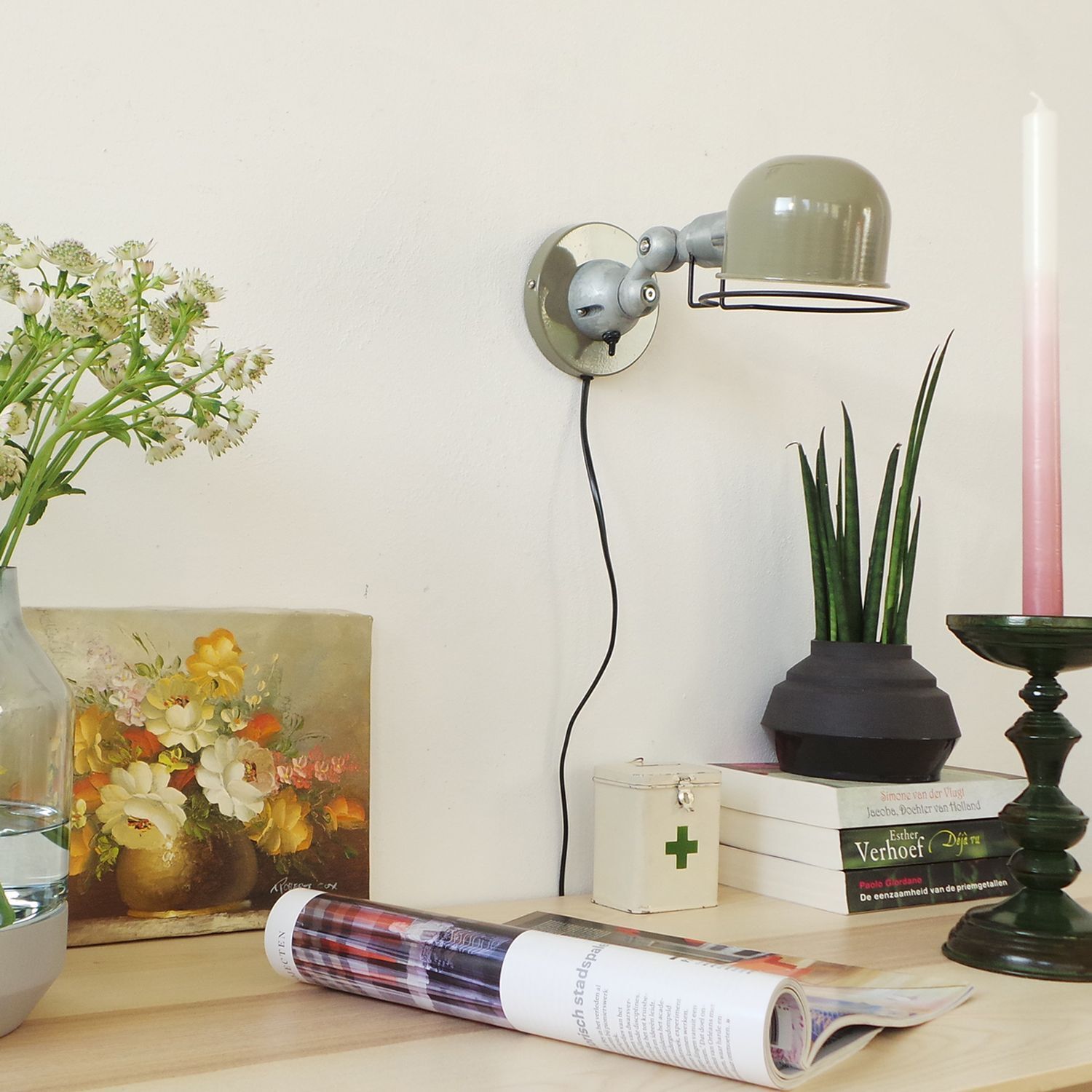 Spot mural mobile avec fiche en vert argent P:29 cm