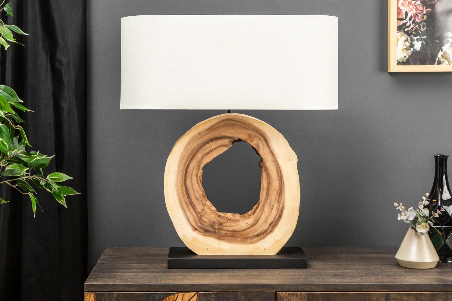 Wohnliche Tischlampe KYRISSA massives Holz 63cm Unikat