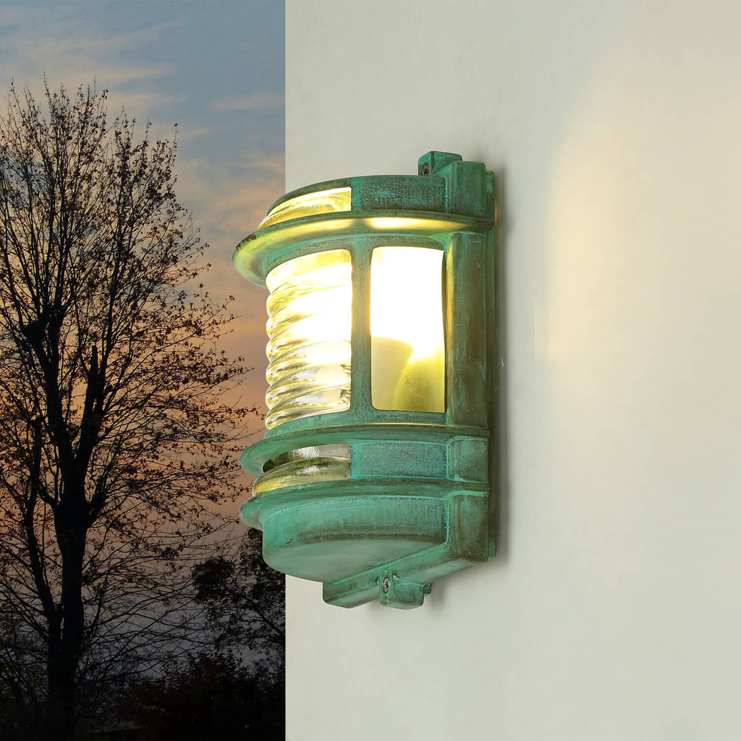 Lampe d'extérieur mur IP64 laiton verre vert antique E27