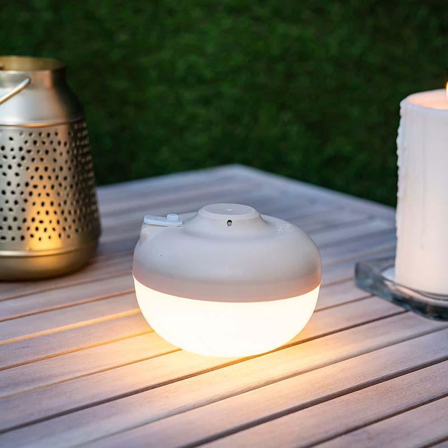 Ampoule LED Crochet Aimant 2700 K dimmable USB Solaire