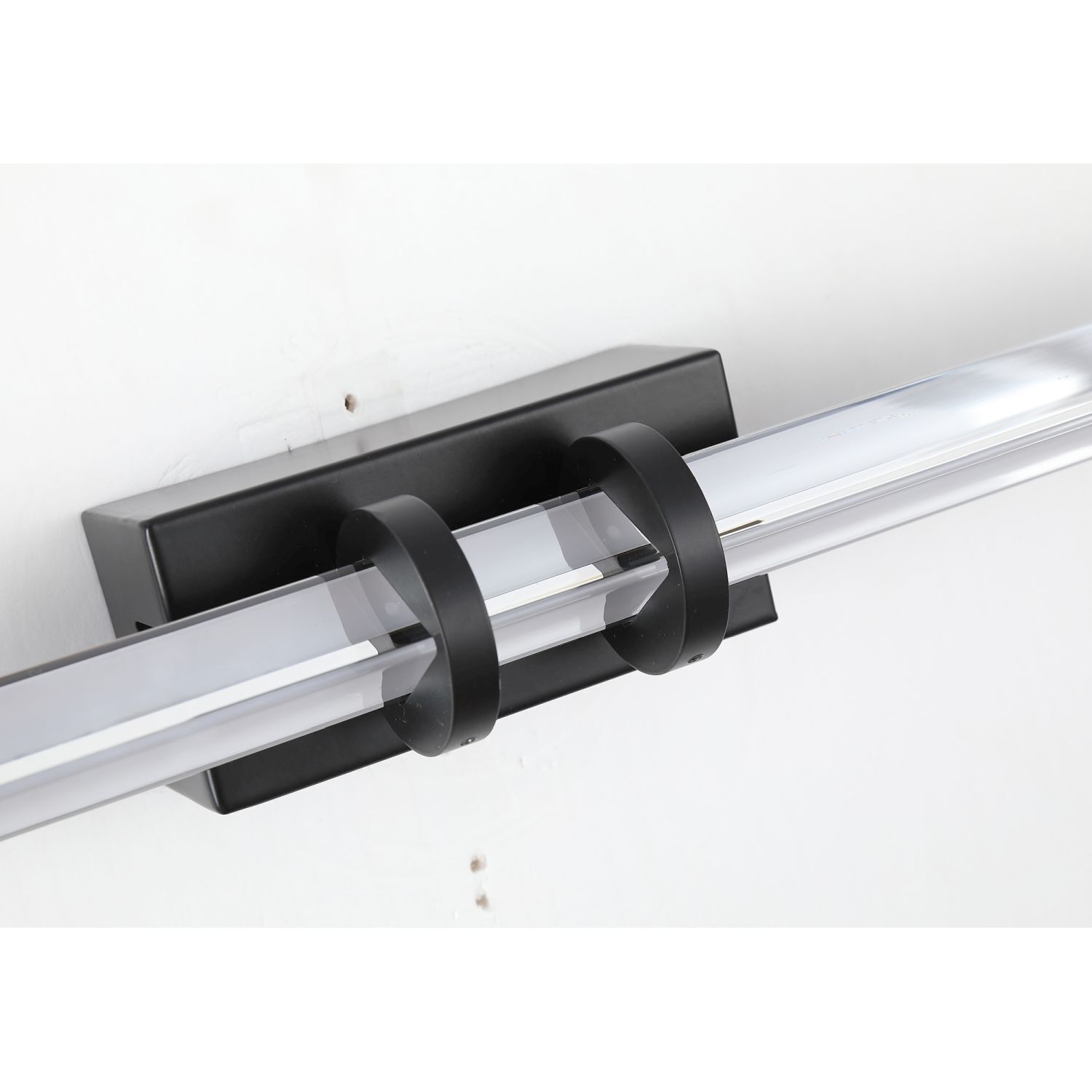 Lampe LED pour miroir Métal Verre Noir IP44 L:46,5 cm Griff, Schwert, Waffe