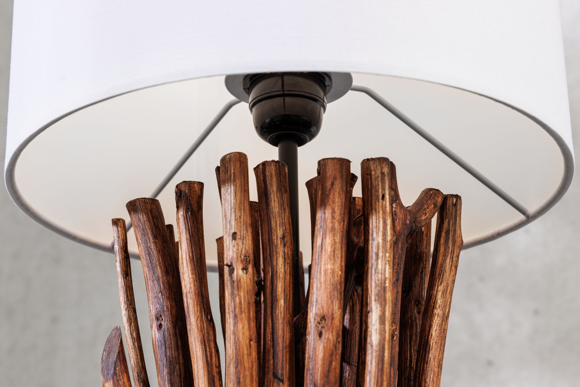 Tischlampe Weiß Holz Stoff E27 H:58 cm gemütlich Lampe, Holz, Lampenschirm