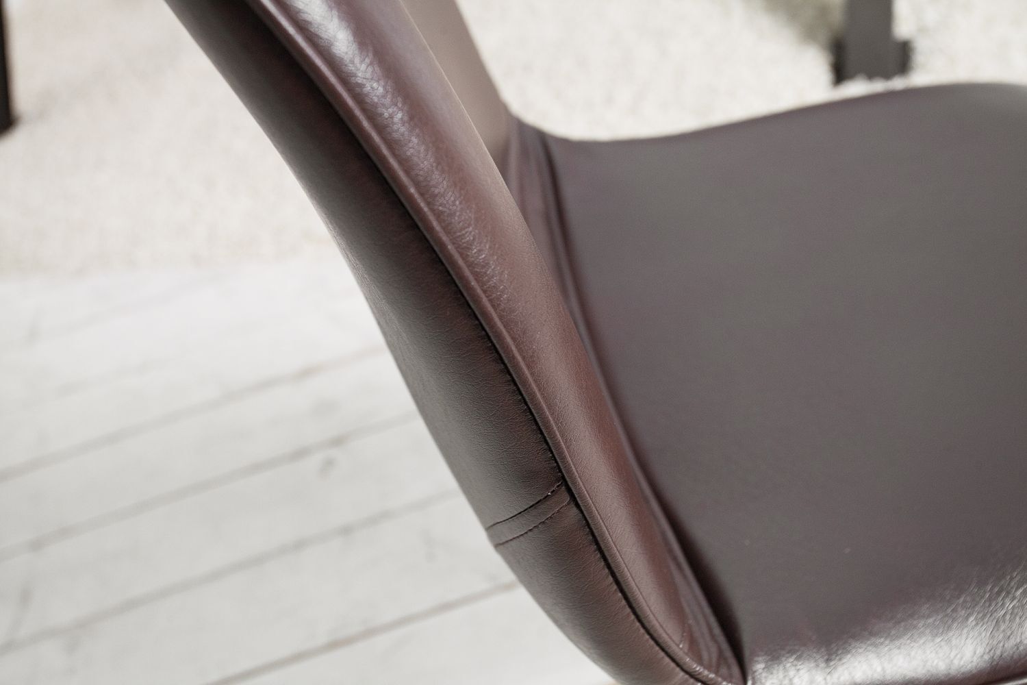 Chaise de salle à manger similicuir métal 98 cm en brun noir