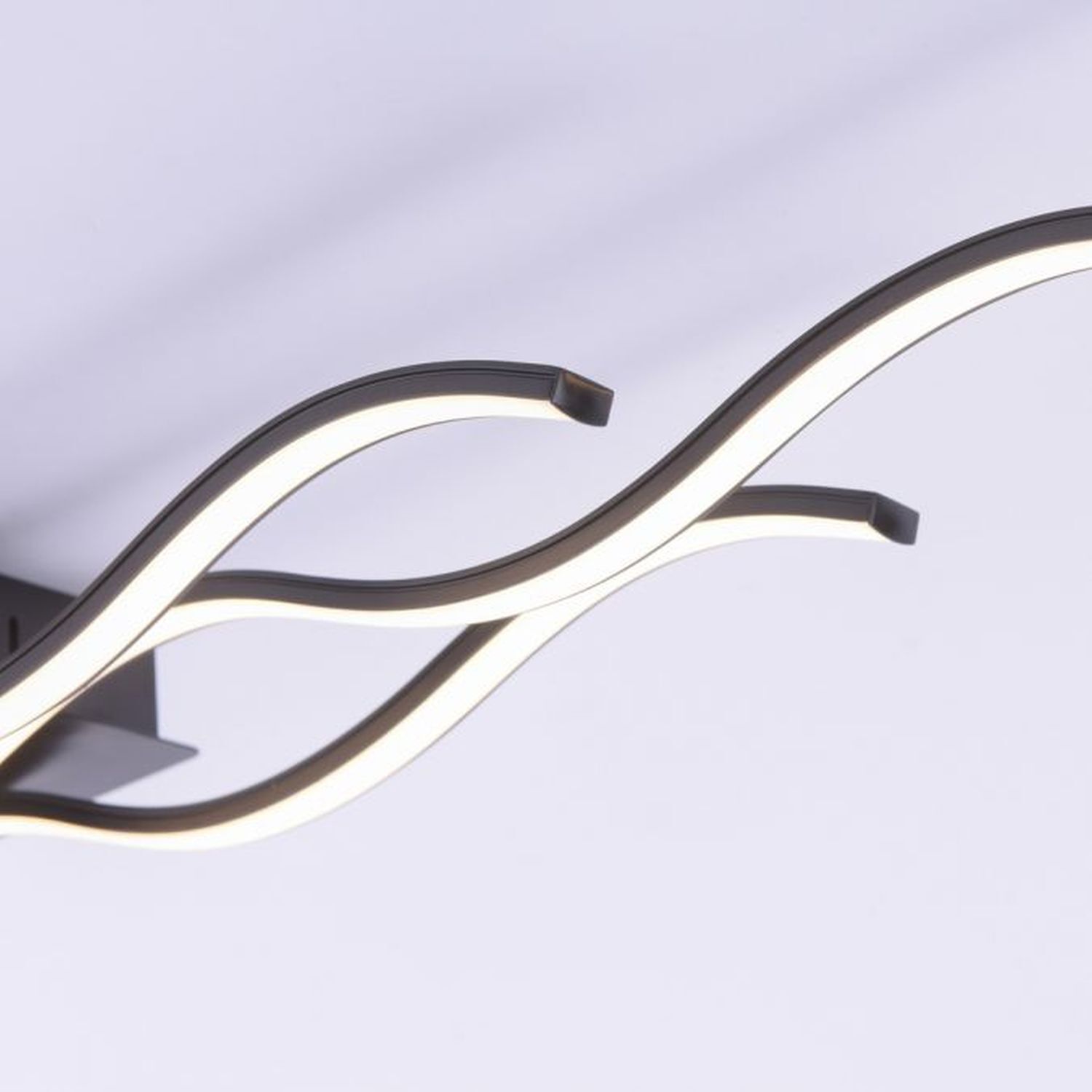 LED Deckenlampe Wellen Metall Schwarz 3920 lm Modern Besteck