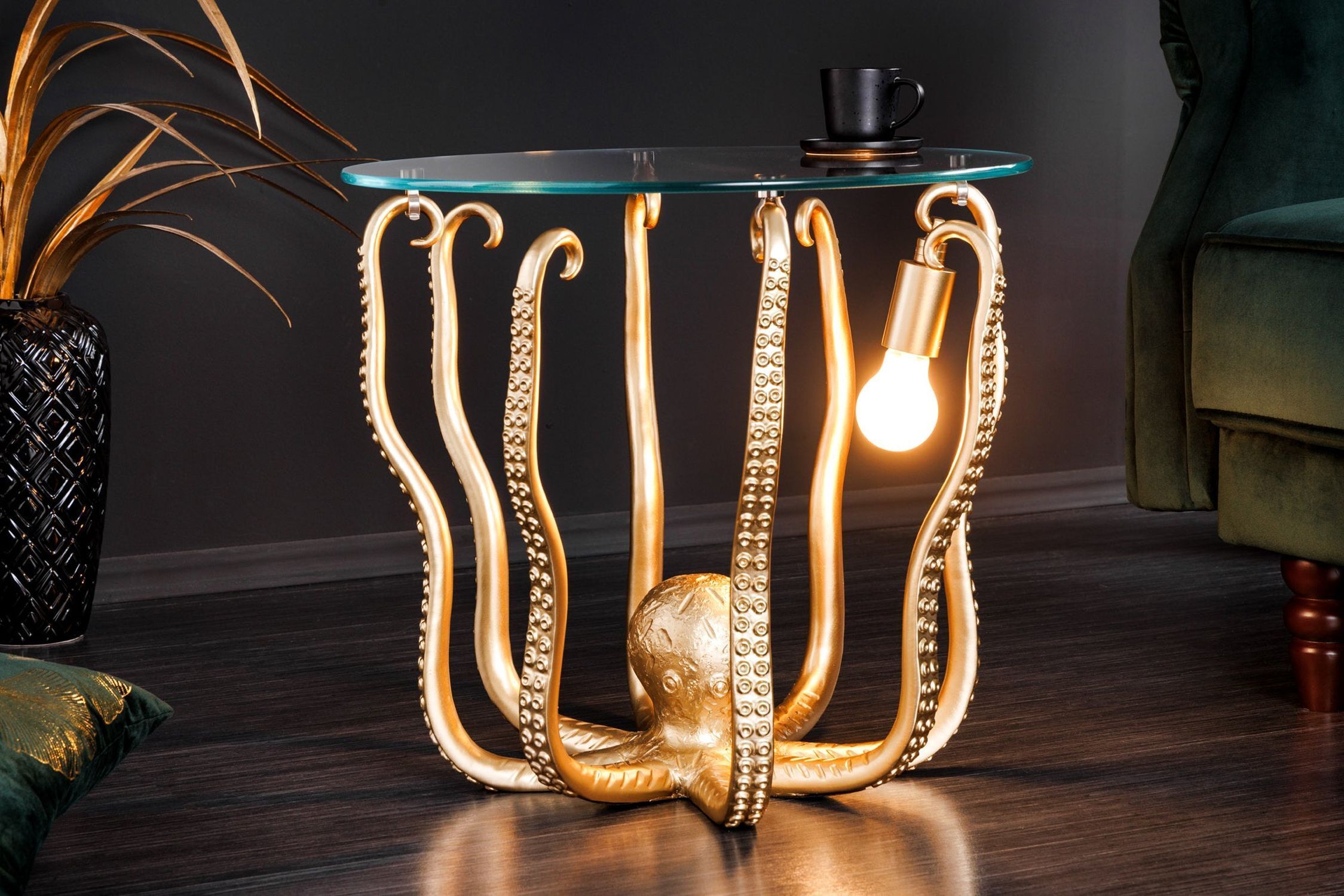 Table d'appoint en verre trempé polyrésine doré 50 x 50 cm Lampe, Mobiliar, Tabelle, Tasse, Tischlampe