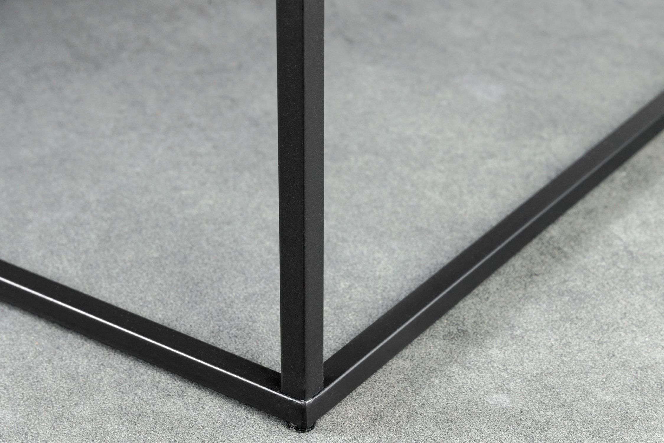 Table basse noire 60 x 60 cm aspect marbre noir