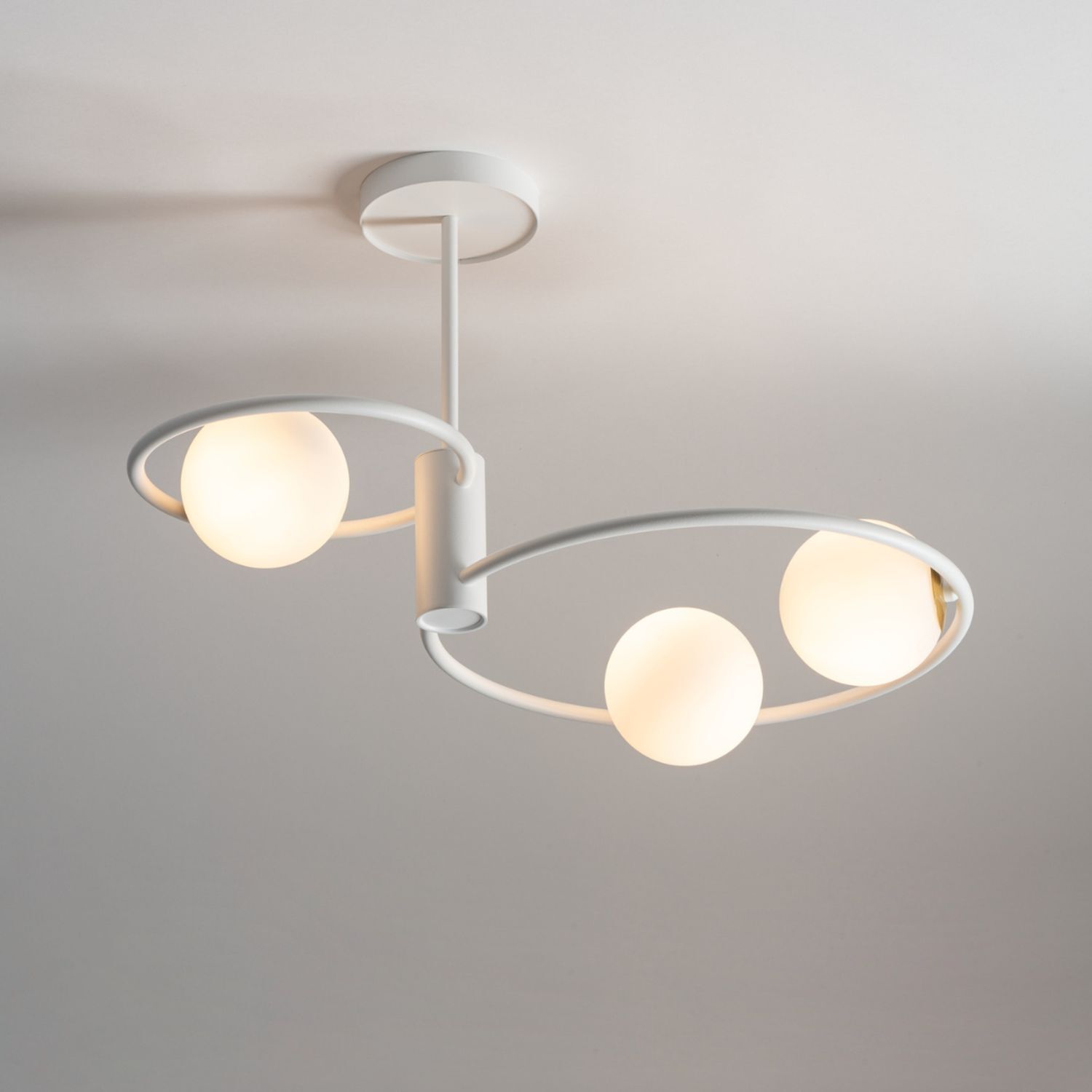 Grand plafonnier Blanc Métal Verre L:64 cm G9 Moderne