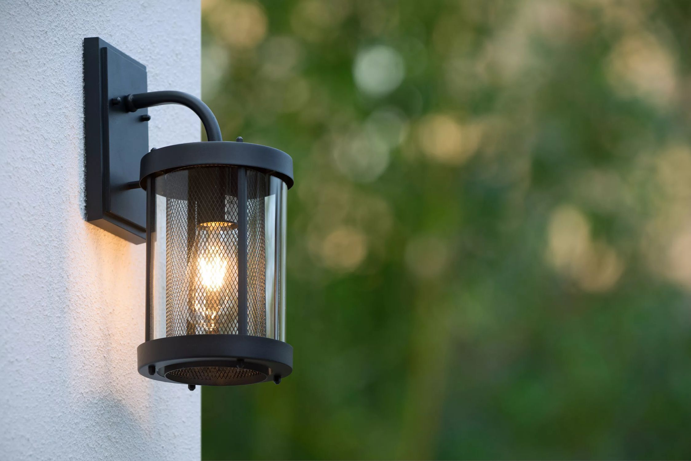 Wandleuchte Glas Metall Schwarz IP23 E27 Garten Haustür