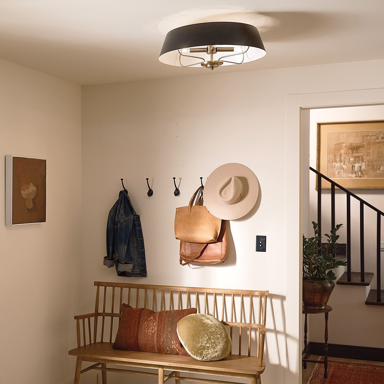 Plafonnier rond réglable en hauteur 4x E14 en noir laiton Pflanze, Bank, Handtasche, Hut, Drinnen