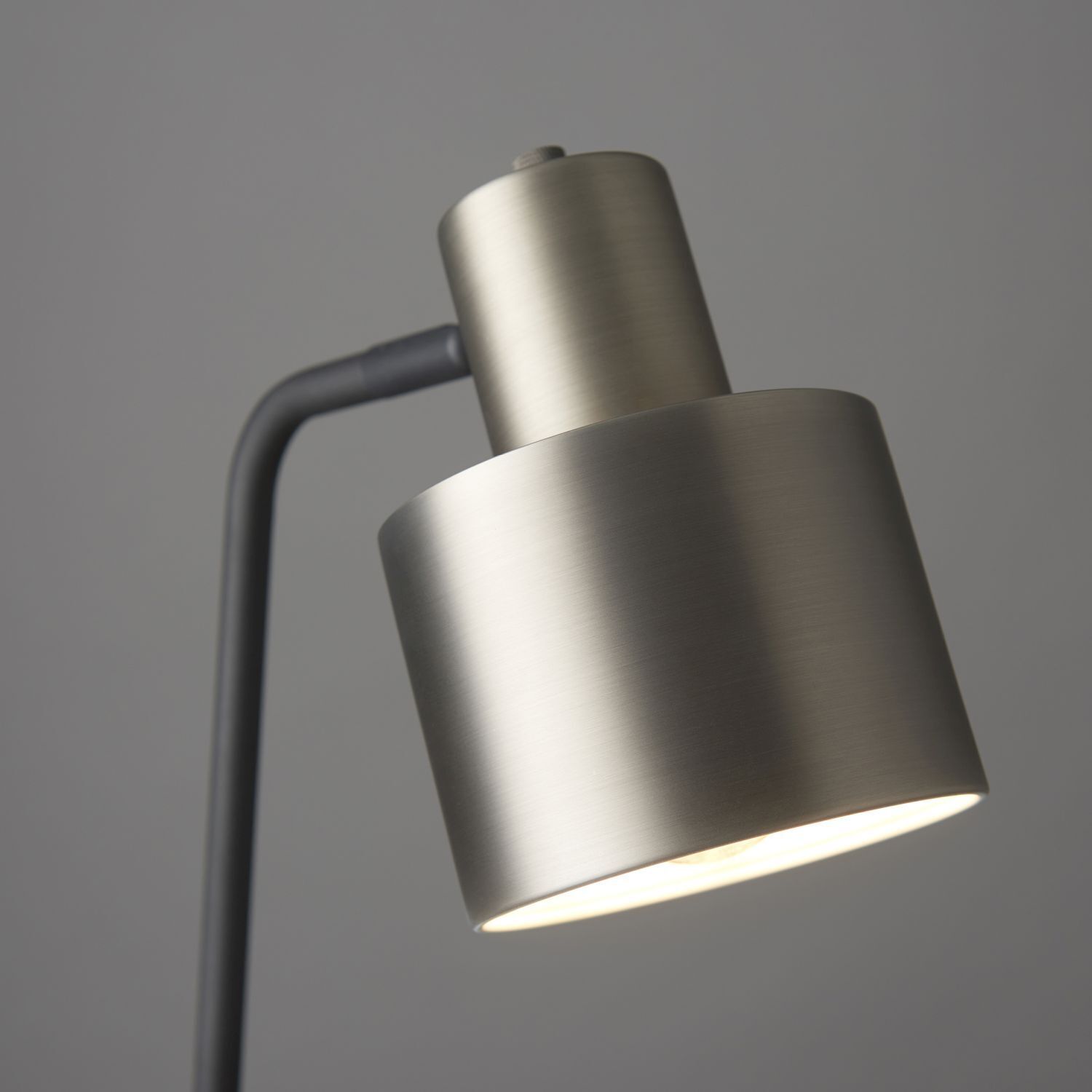 Tischlampe Metall 58,5 cm E27 in Schwarz Silber Retro