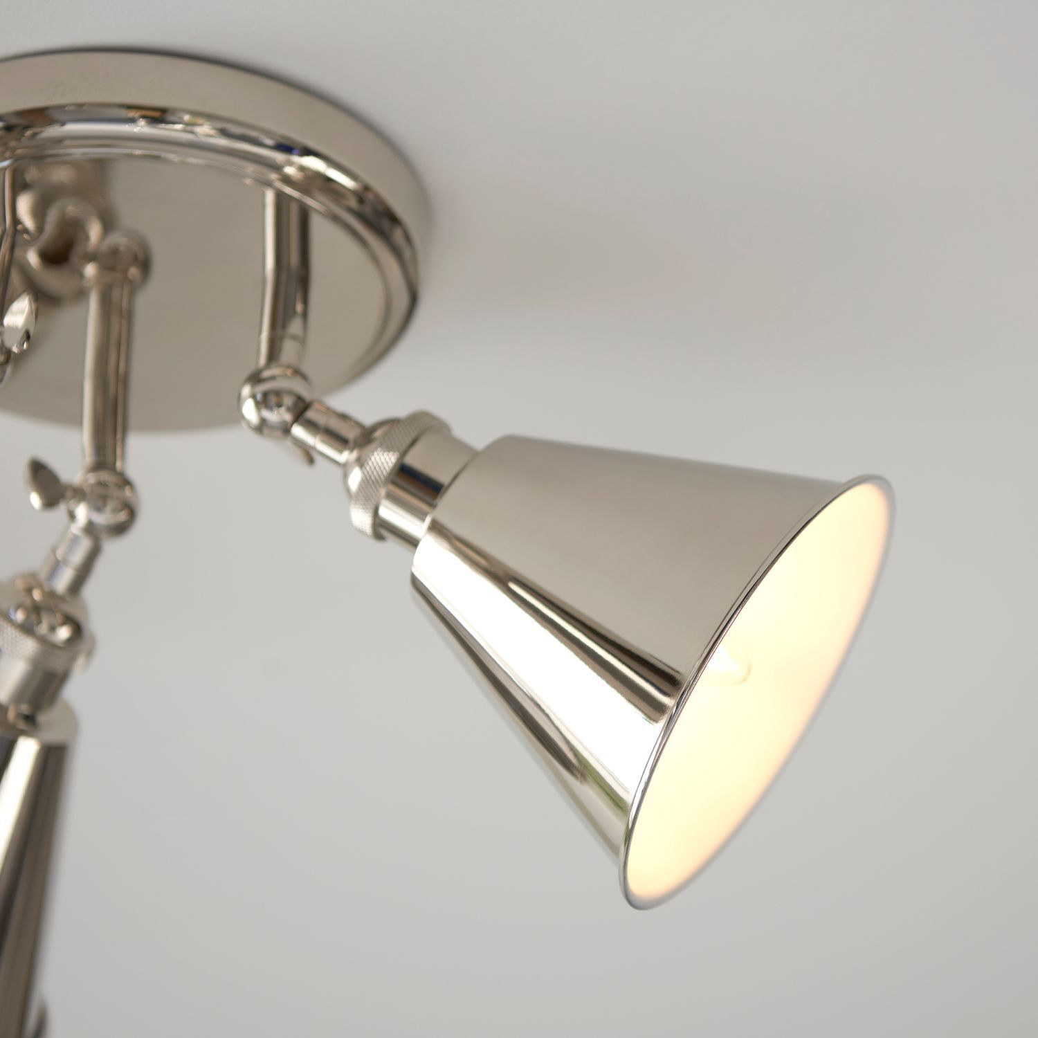 Beleuchtung, Lampe