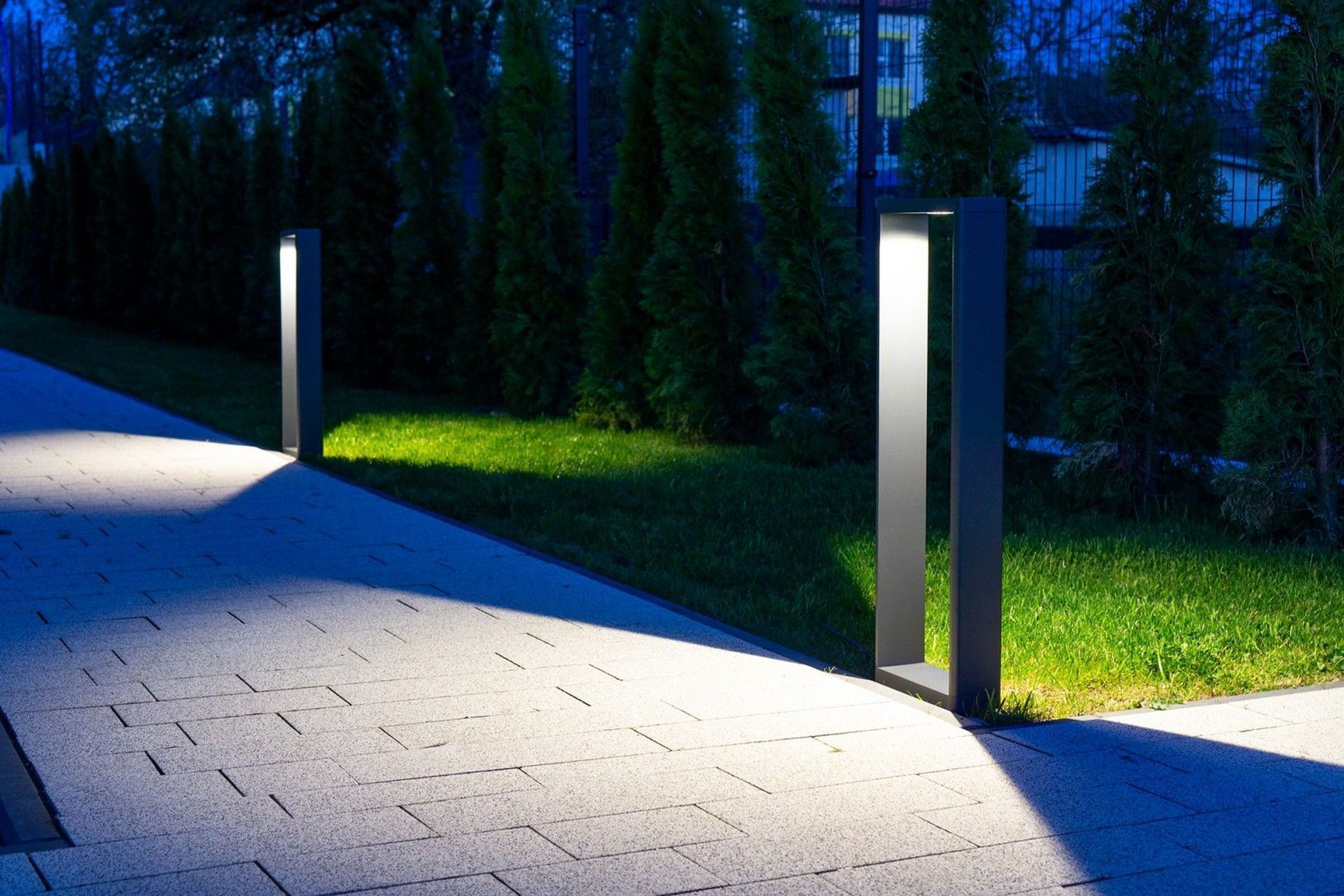 LED Stehlampe außen Aluminium Glas IP65 9 W 75 cm hoch Pfad, Gras, Bürgersteig, Gehweg, Draußen