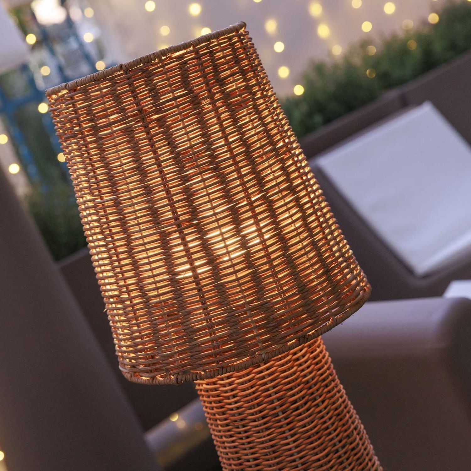 LED Akku Stehlampe dimmbar IP54 3000 K 109 cm Rattan Rattan, Lampenschirm, Lampe, Korbschirm, Lichtquelle
