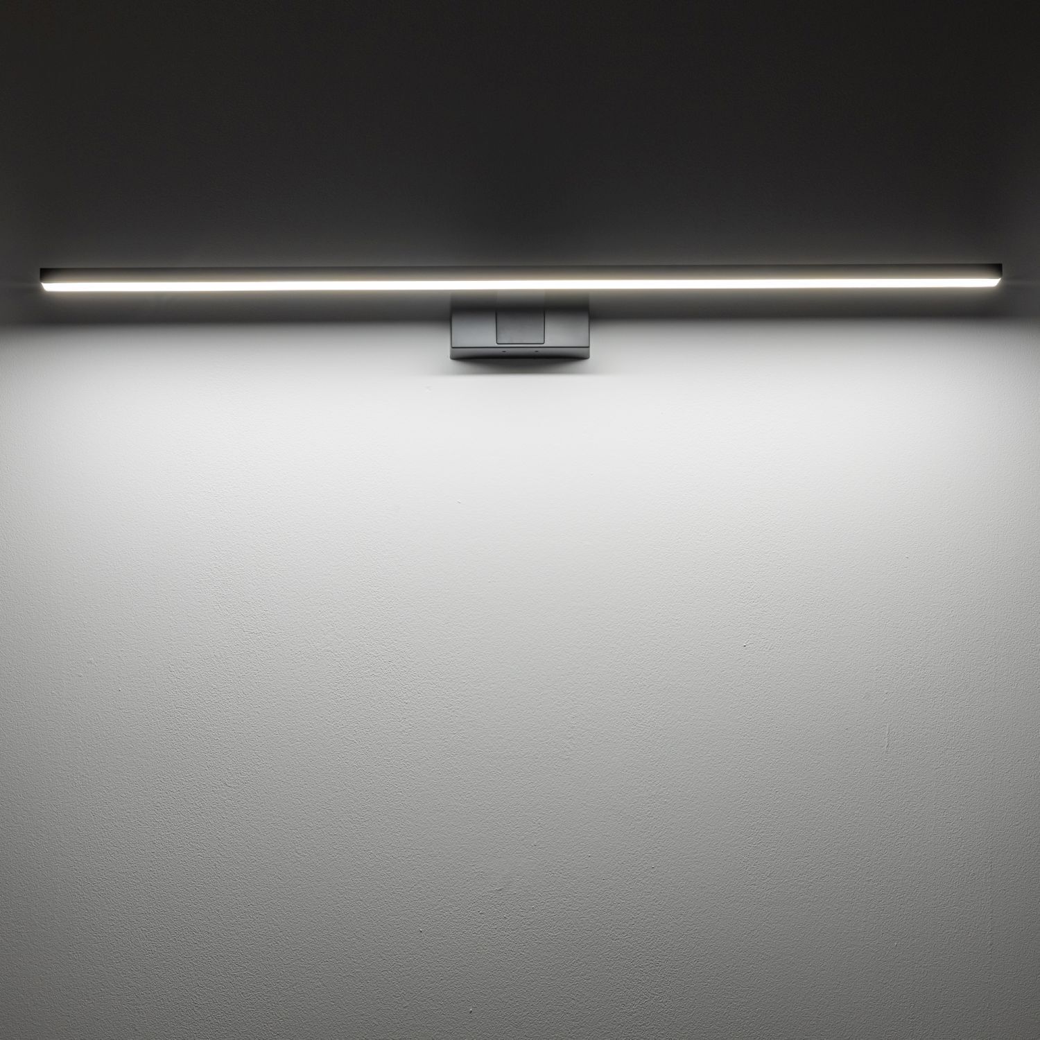 LED Spiegelleuchte IP44 Schwarz 4000 K neutralweiß