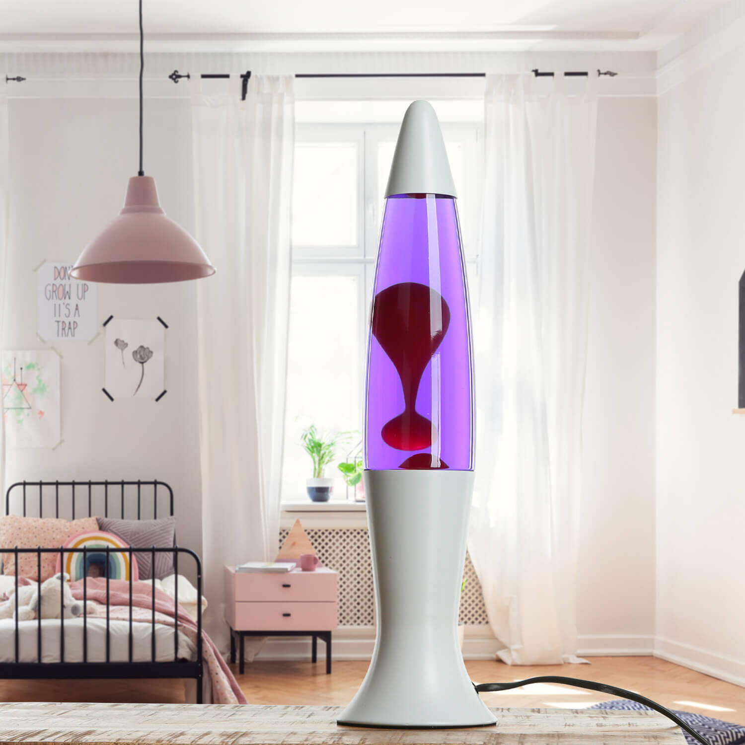 lavalampe-roxy-lava-lamp-lila-rot-gestell-weiss-matt-2 lava lamp, purple liquid, clear glass, home decor, lampe