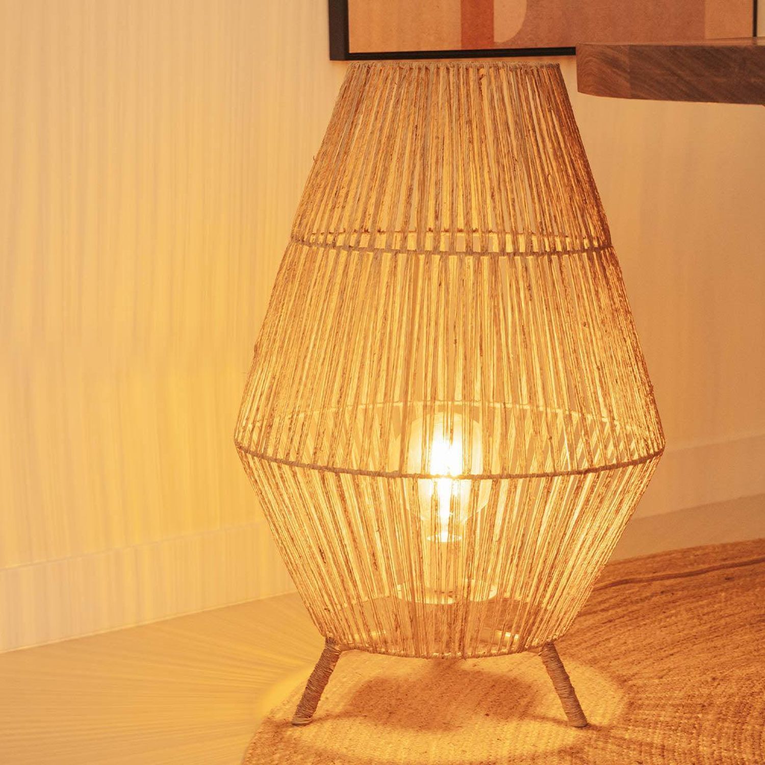 Lampe de table en rotin H : 72 cm E27 grand trépied Boho