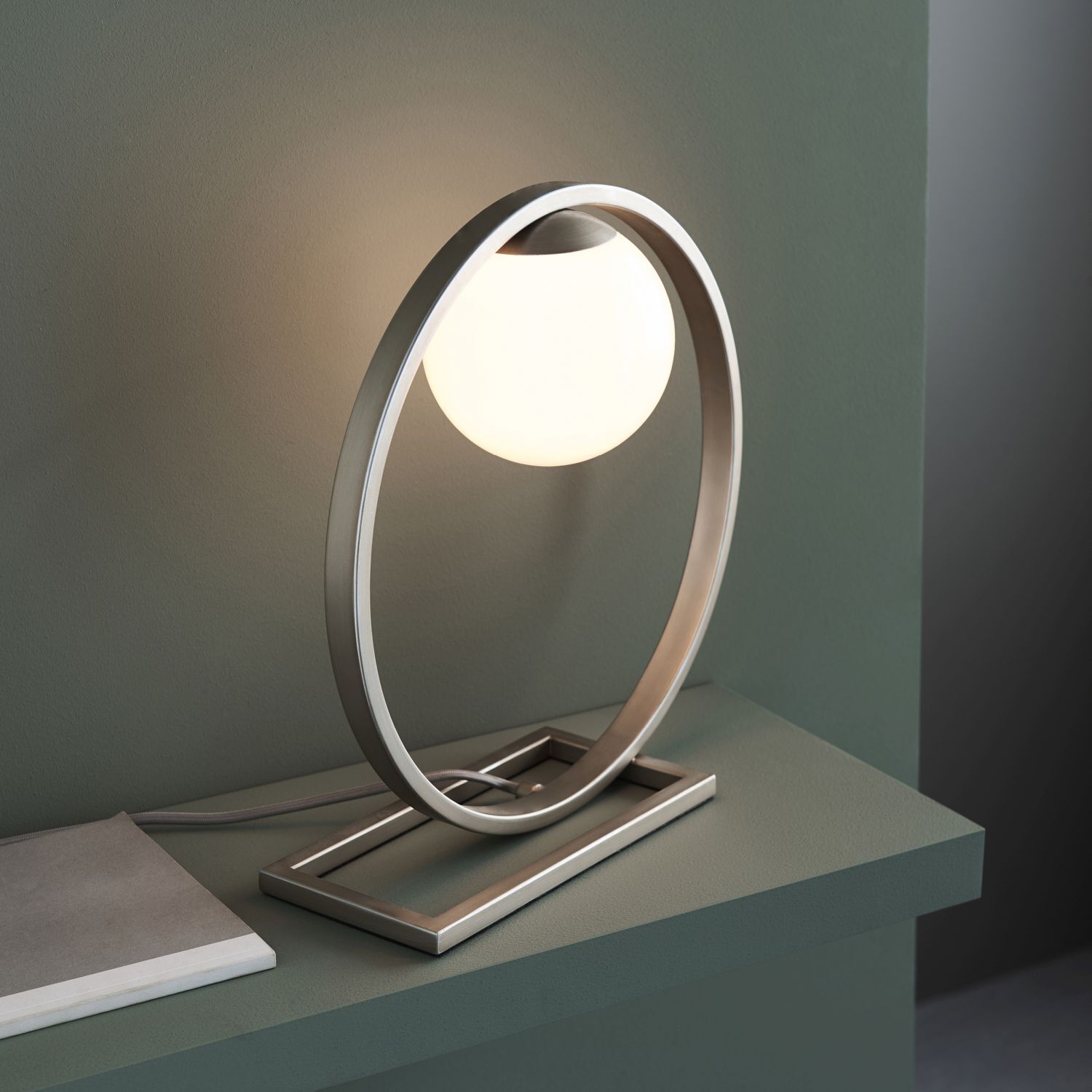 Tischlampe Metall Glas H: 32,2 cm in Silber Weiß G9