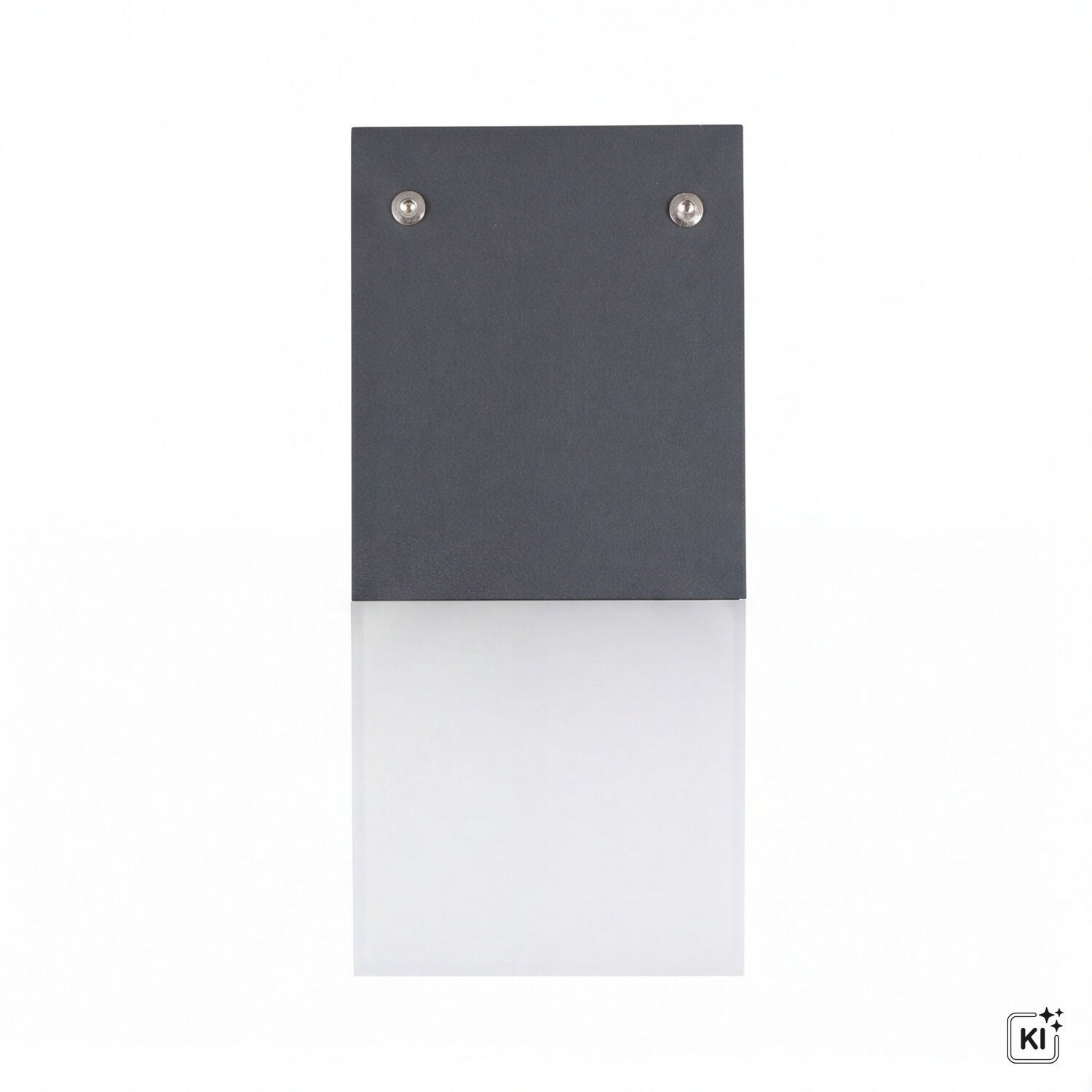 Dunkelgraues Paneel, Metallplatte, Schraubenbefestigung, Rechteckige Form, Flaches Paneel
