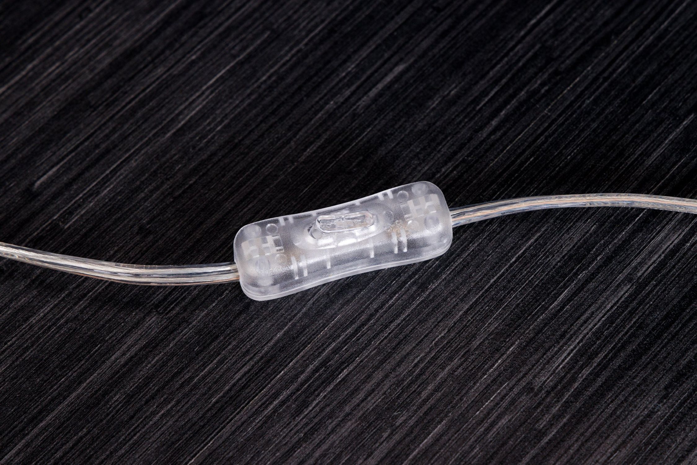 Table d'appoint en verre trempé polyrésine doré 50 x 50 cm Elektronik