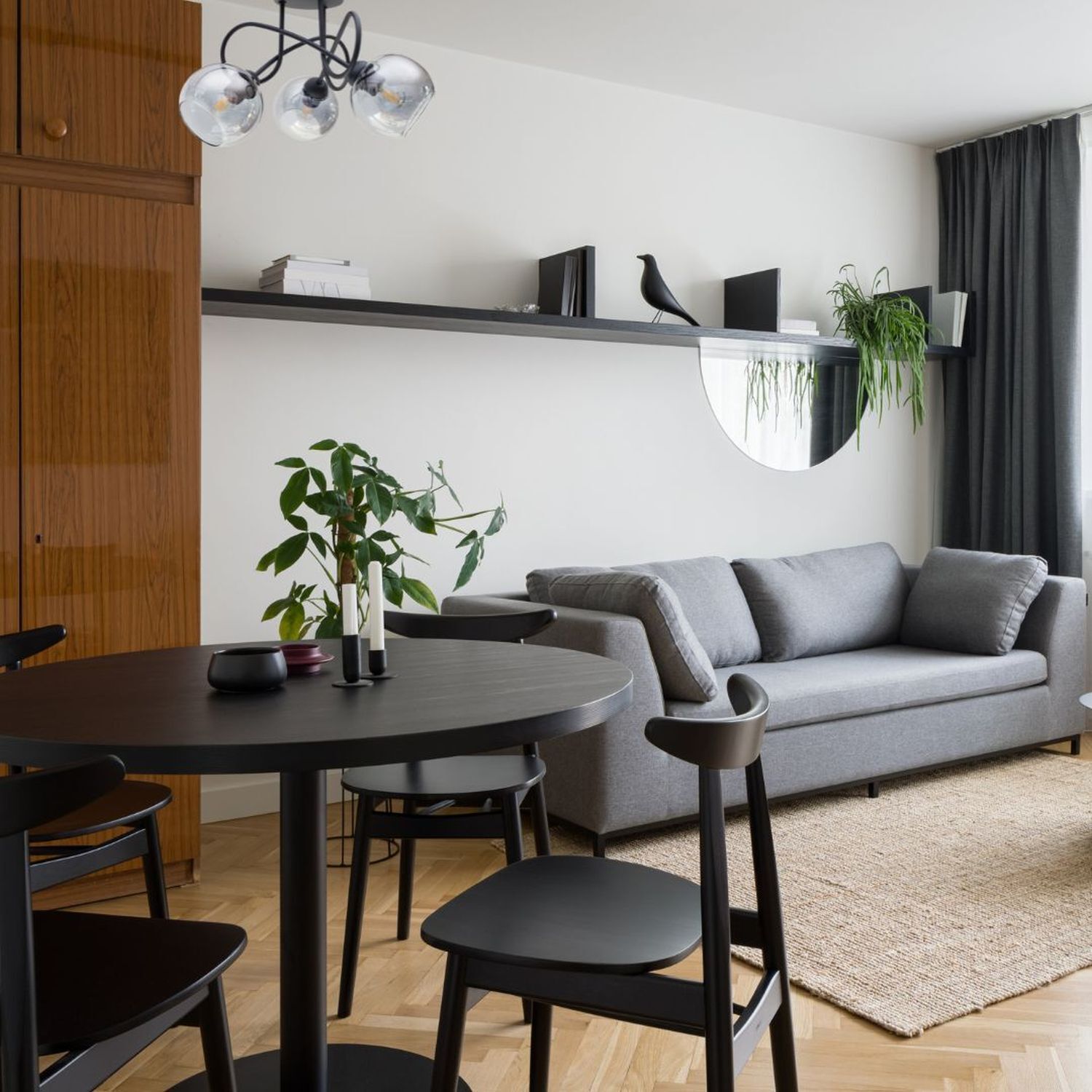 Schwarze Deckenlampe Rauchglas Metall E27 3-flammig Tabelle, Dekoration für Zuhause, Innenarchitektur, Esszimmer, Esstisch