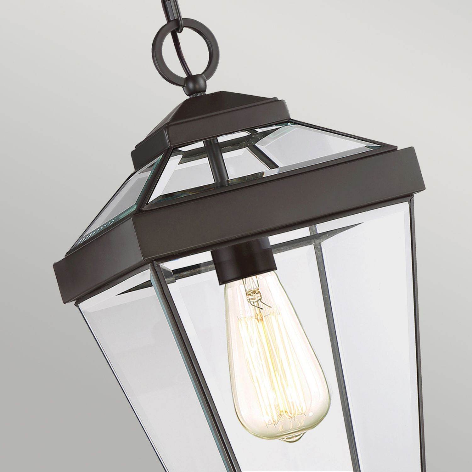 Laterne, hängendes Licht, Glasfronten, Glühlampe, schwarzes Metall