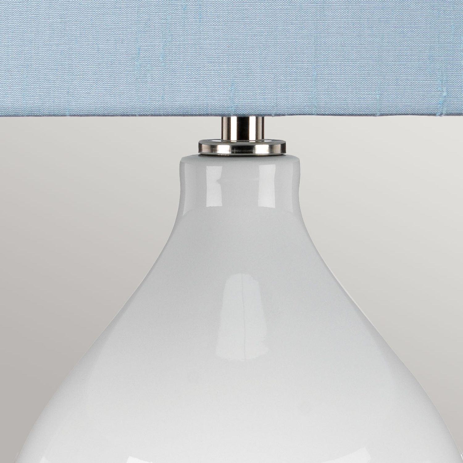 Tischleuchte Keramik Stoff E27 64 cm hoch Weiß Blau Lampe, Tischlampe, Lampenschirm