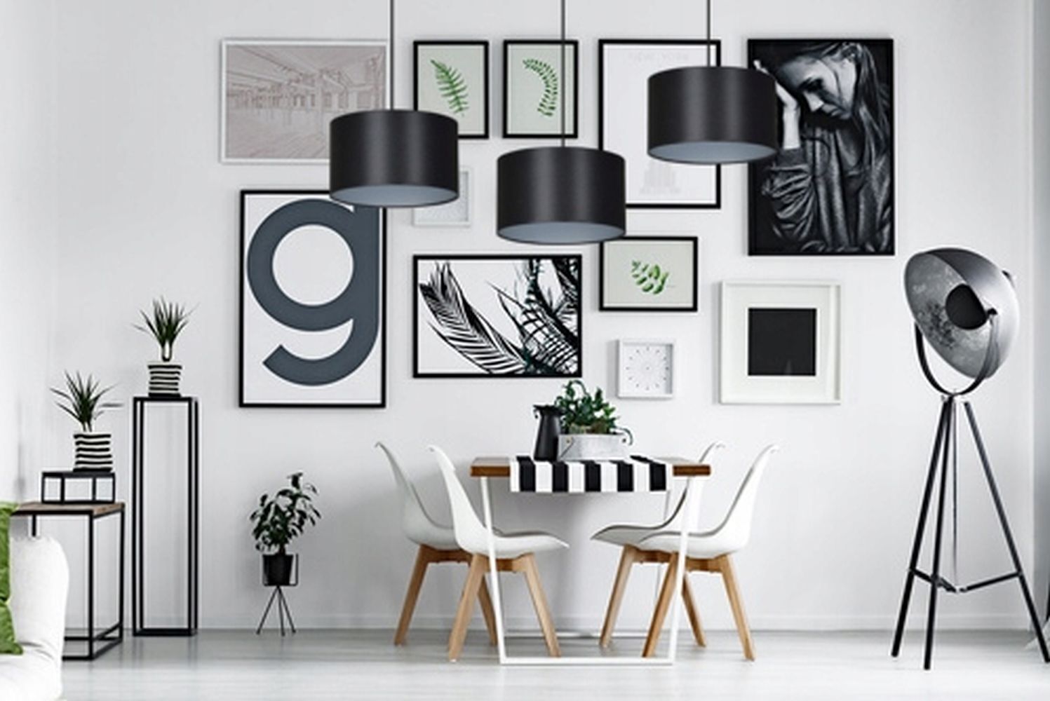 Speisesaal, Esstisch, Tisch, Innenarchitektur, Person