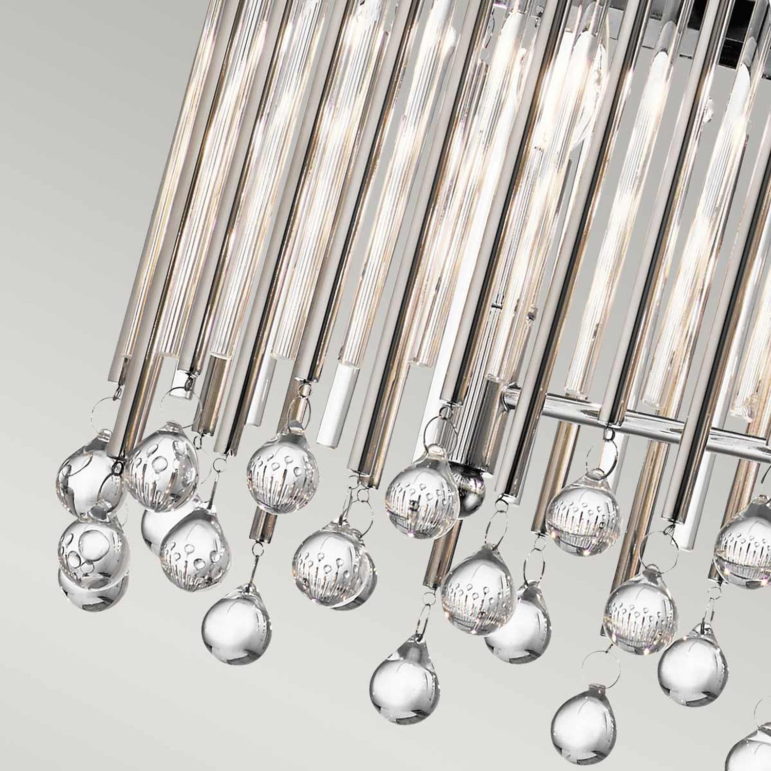 Suspension longue L : 91,6 cm Métal Verre H : max. 136,2 cm Chrome