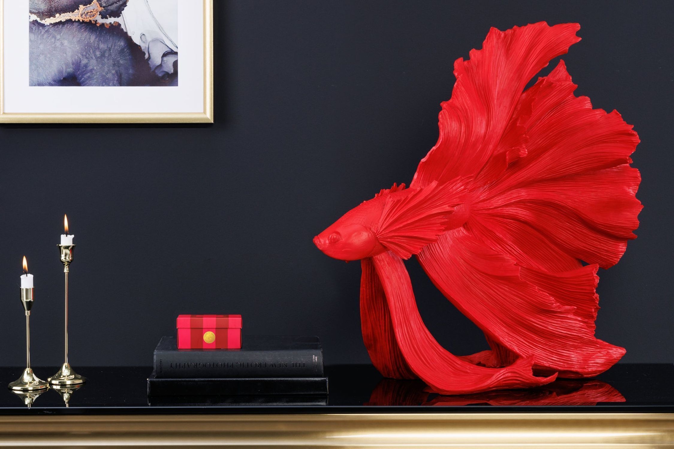 Dekostatue Kampffisch groß H: 56 cm Polyresin Rot Dekostatue Kampffisch groß H: 56 cm Polyresin Rot