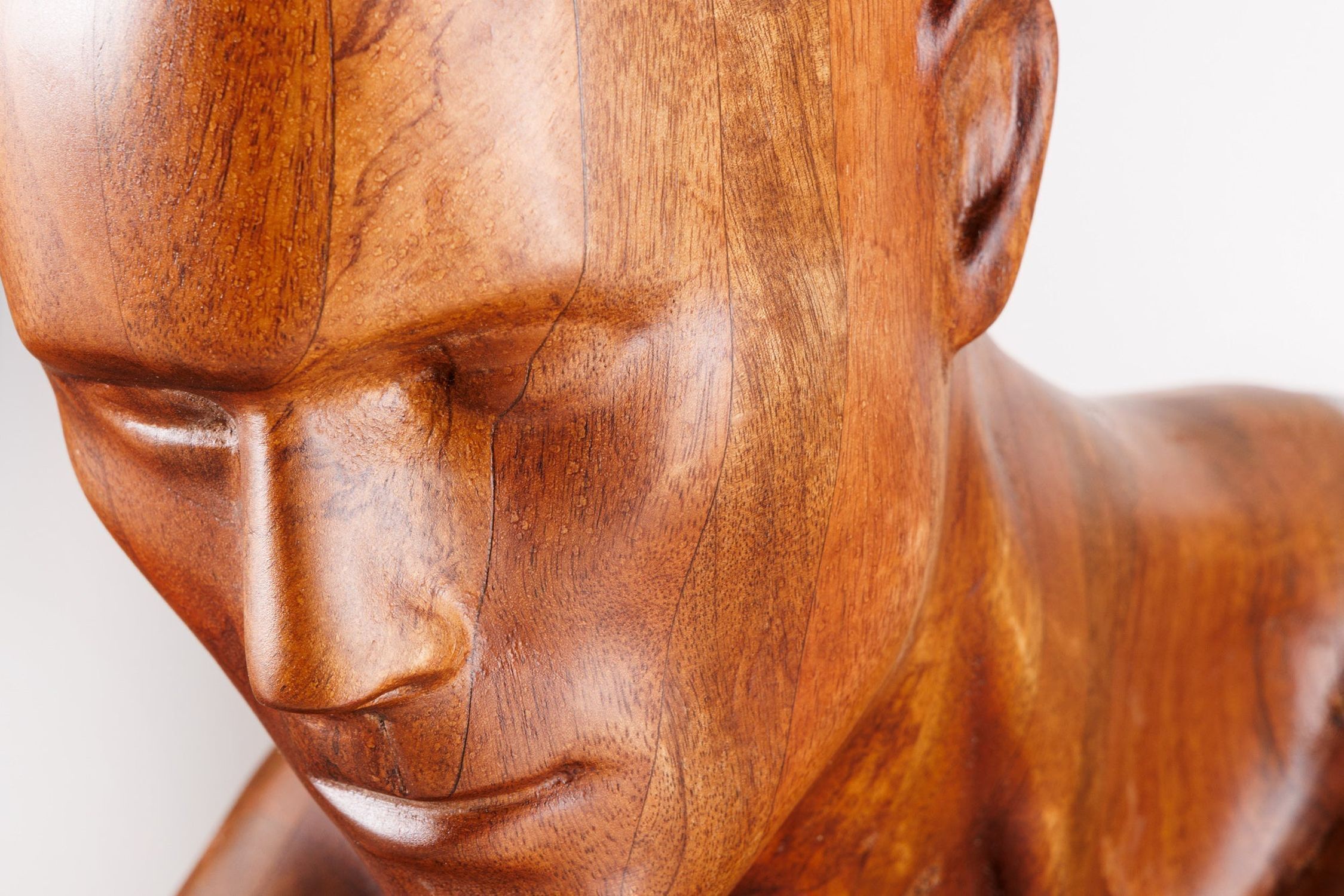 Wanddeko Mangoholz 60 cm hoch Athlet Mann massiv Holz, Kunst, Person