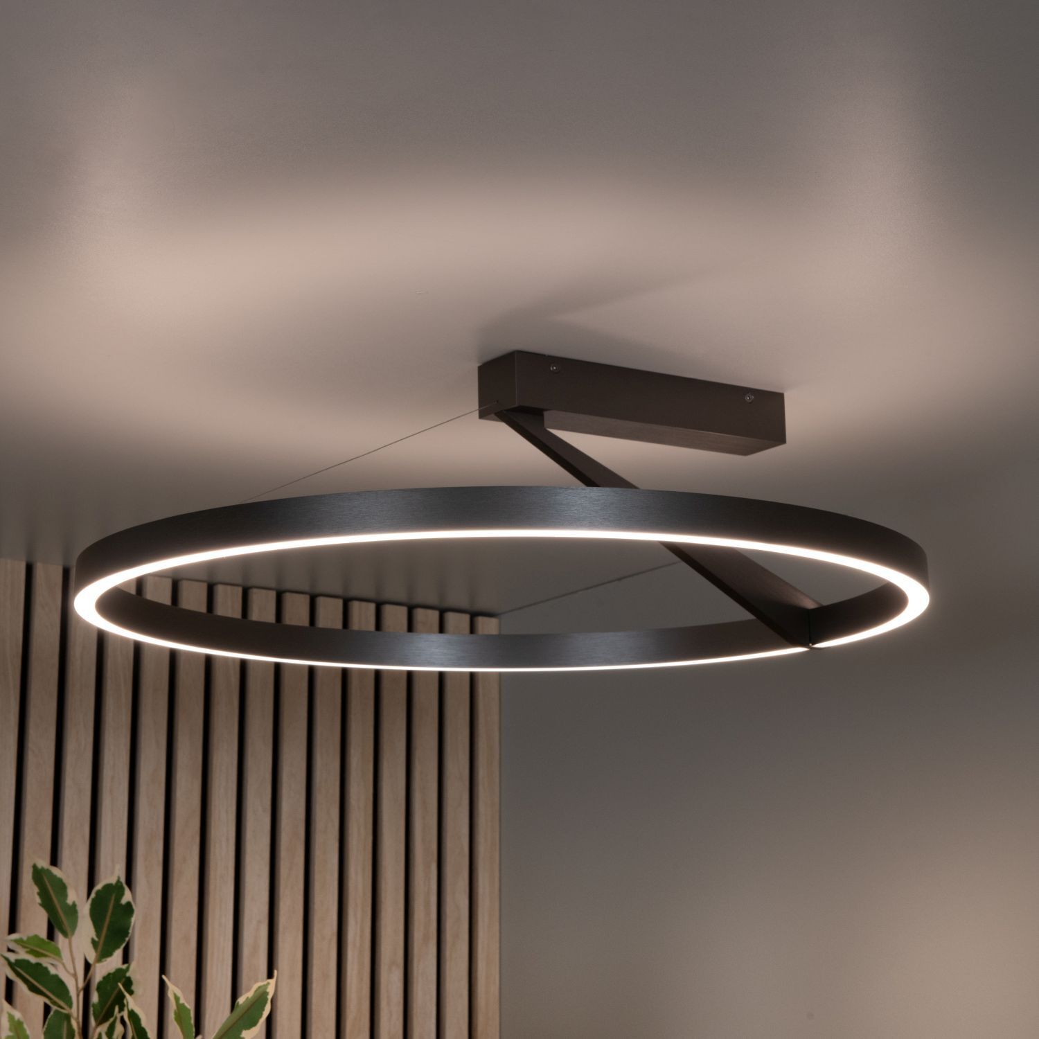 LED Deckenleuchte Fernbedienung 2200 K L:60 cm edel Deckenleuchte, Kreisform, LED-Licht, schwarzes Metall, Wohnraum