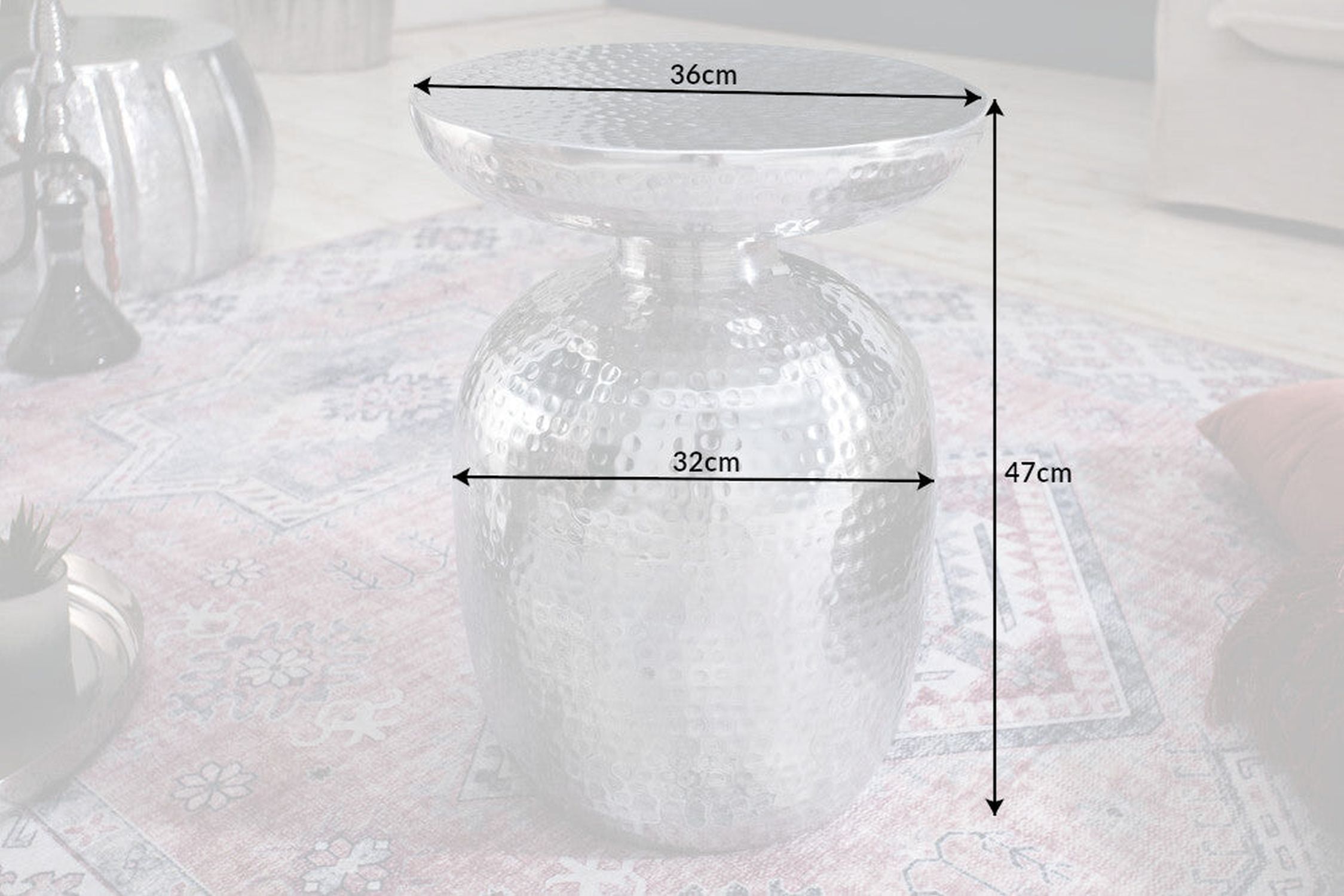 Table d'appoint en métal argenté 36x36 cm artisanale Krug, Töpferei, Vase, Diagramm, Handlung