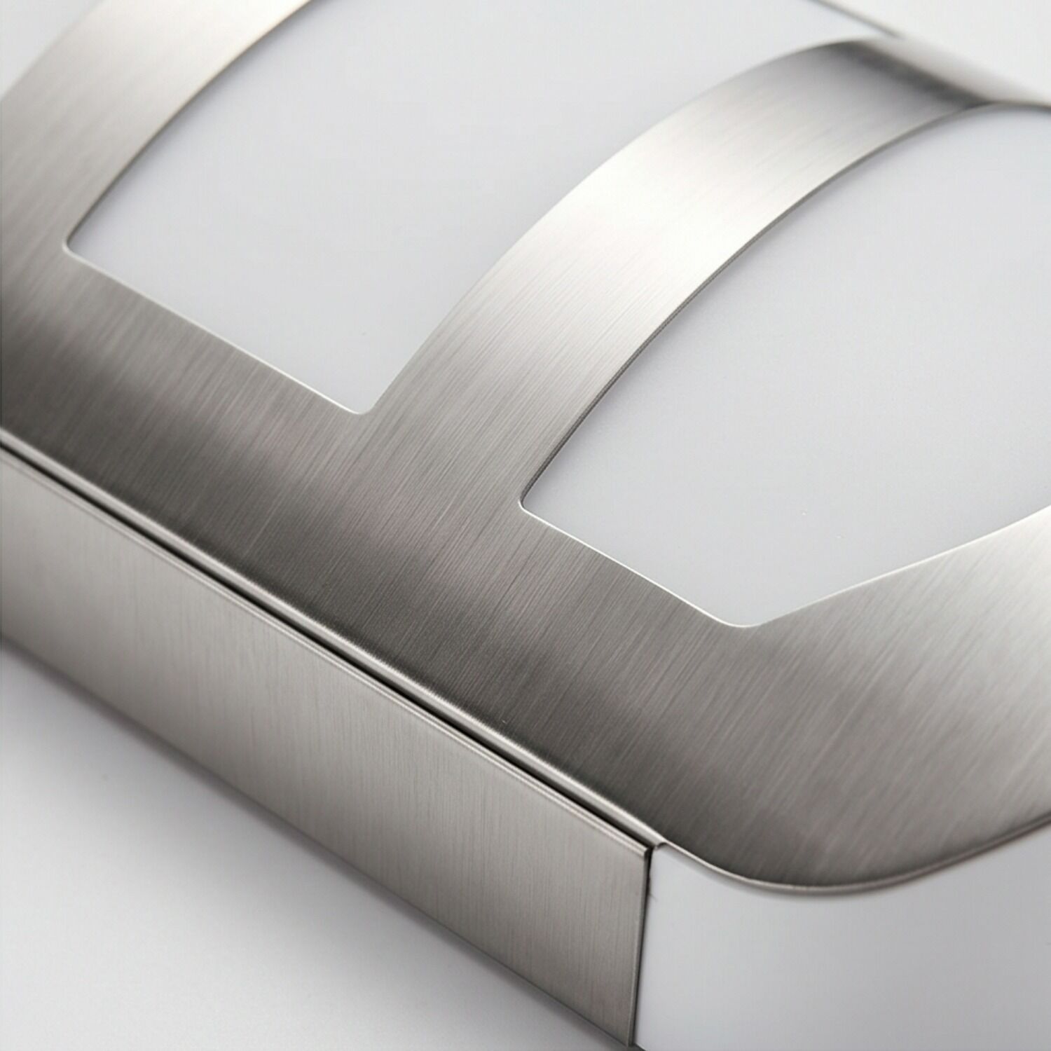 wandleuchte-aussen-garten-terrasse-hof-balkon-chrome-modern-edelstahl-led-silber-007.jpg Edelstahl, Metall, Elektronisches Gerät, schlichtes Design, gebrauchte Oberflächenstruktur