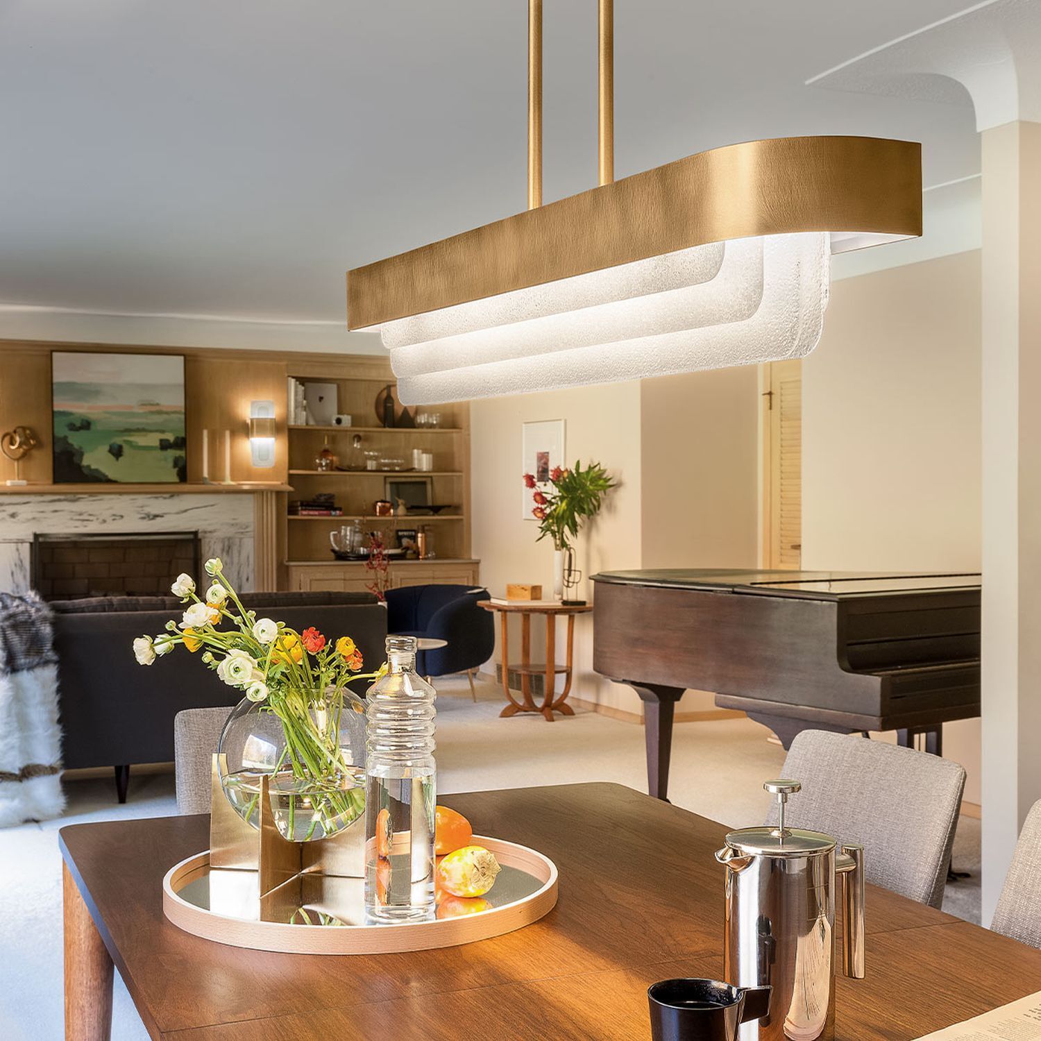 Suspension LED métal verre L : 92,5 cm en laiton Innenarchitektur, Esszimmer, Esstisch, Tisch, Blumen-Arrangement