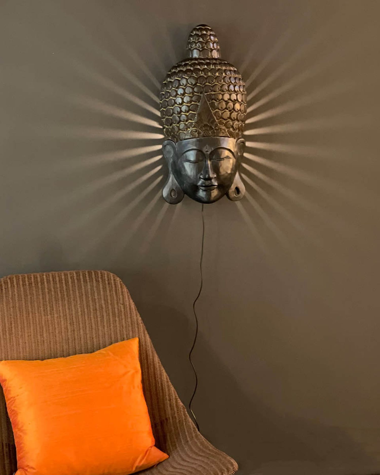 Buddha-Kopf, Wandlampe, Wanddeko, Skulptur, Meditationsfigur